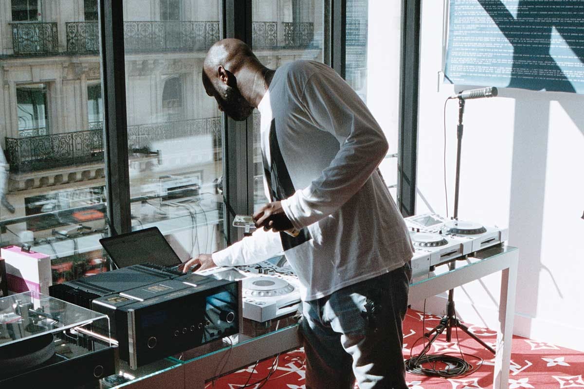 virgil abloh obituary death age cancer designer bio wiki reaction info why