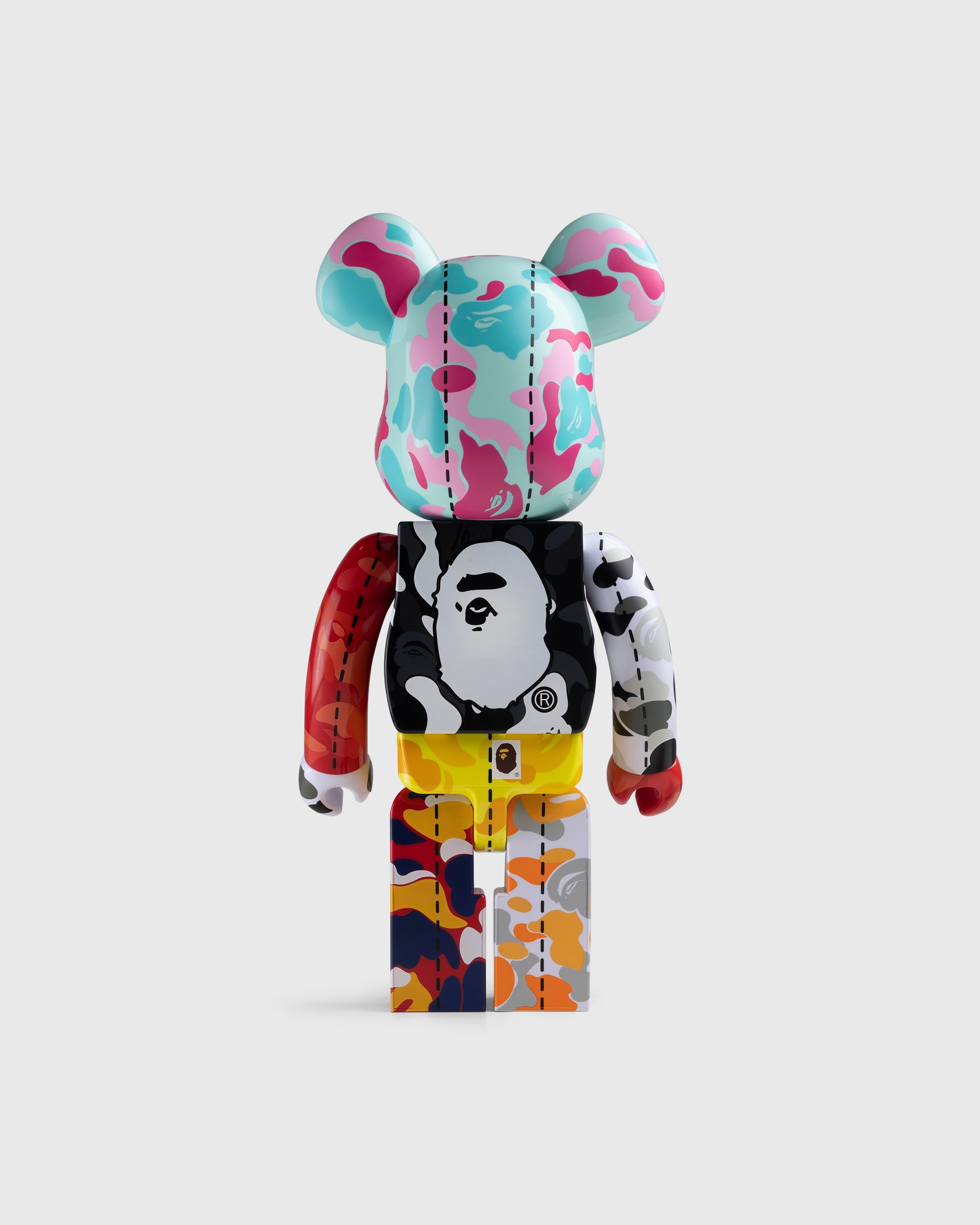 Medicom – Be@rbrick BAPE Camo 28th Anniversary 400% Multi #3 - Toys - Multi - Image 2