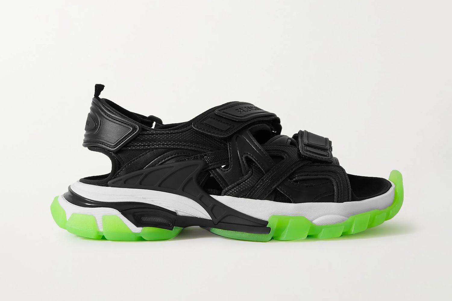 The Best Winter Sandals & How to Wear Them Properly