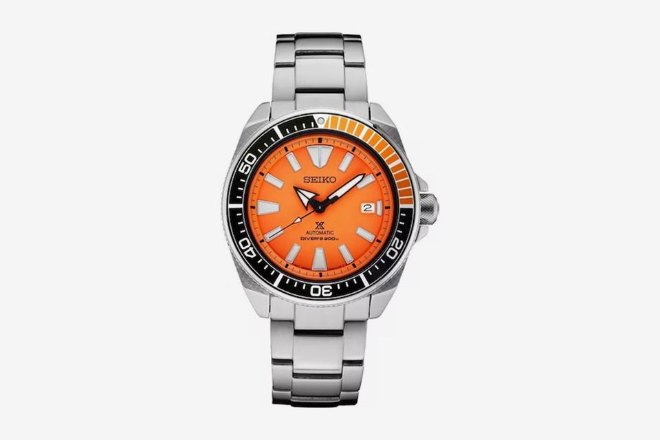 9 of the Best Watches Under 1500 Dollars