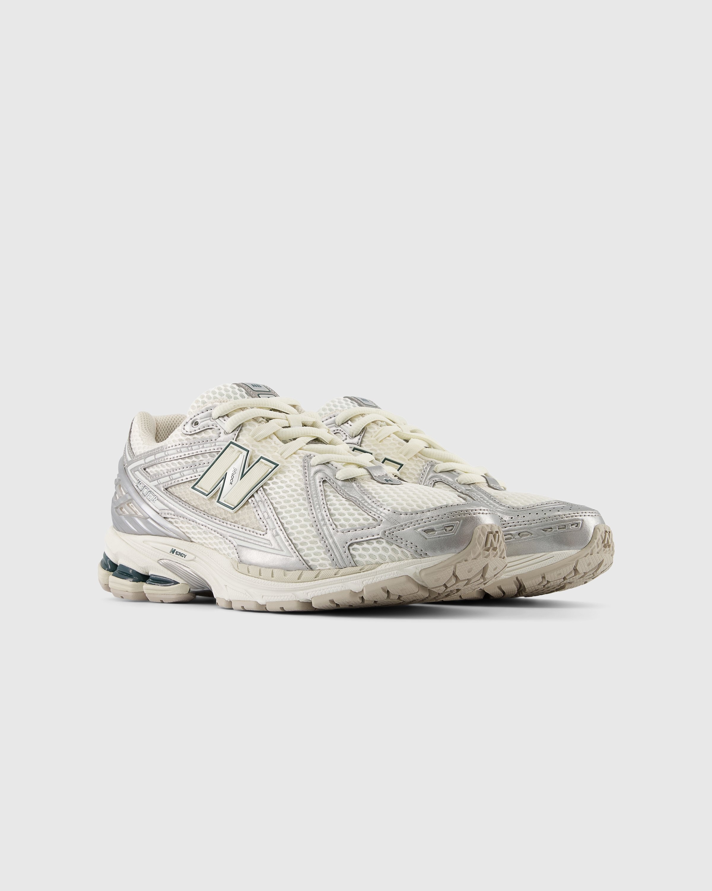New Balance – 1906 REE Silver Metallic - Low Top Sneakers - Silver - Image 3