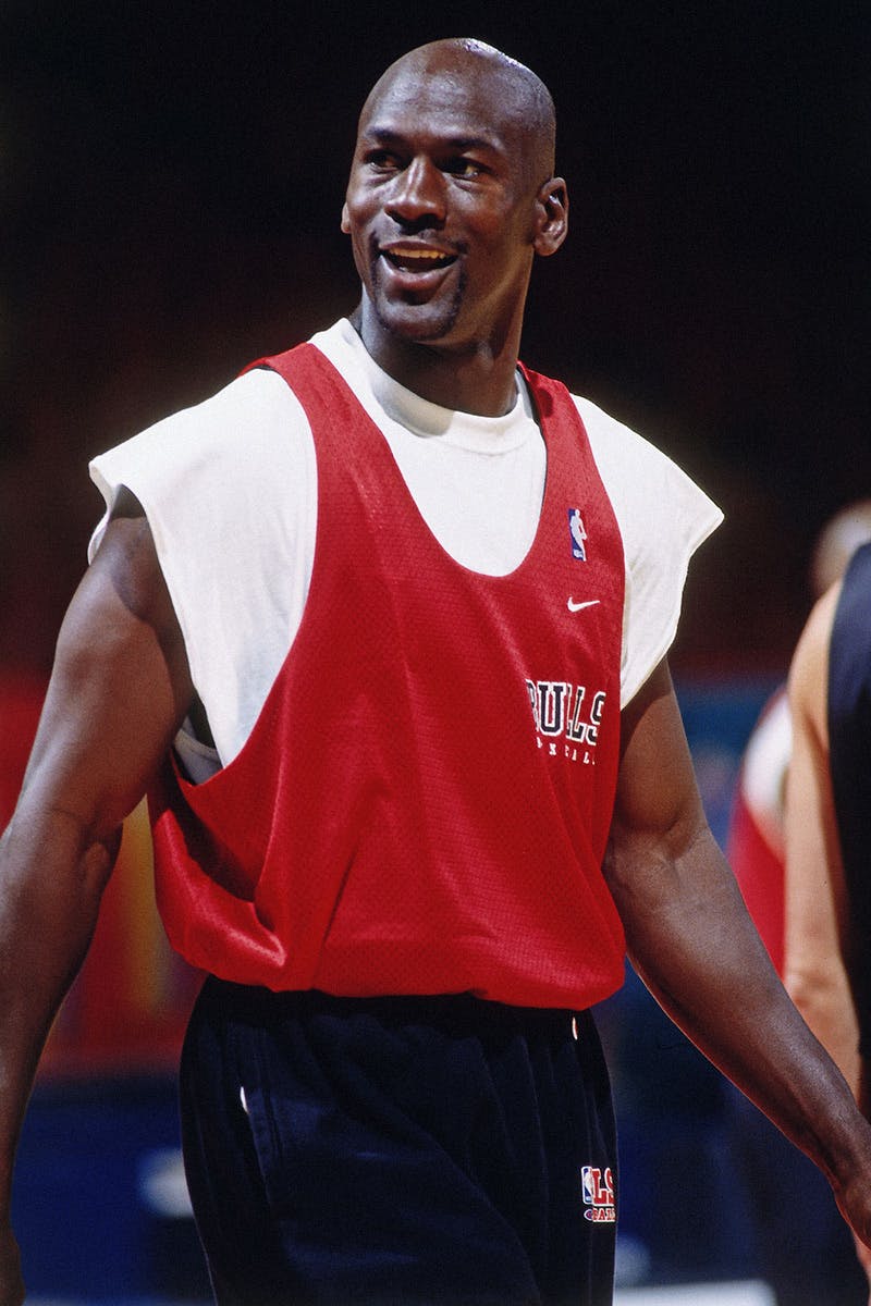 michael jordan jogging outfit