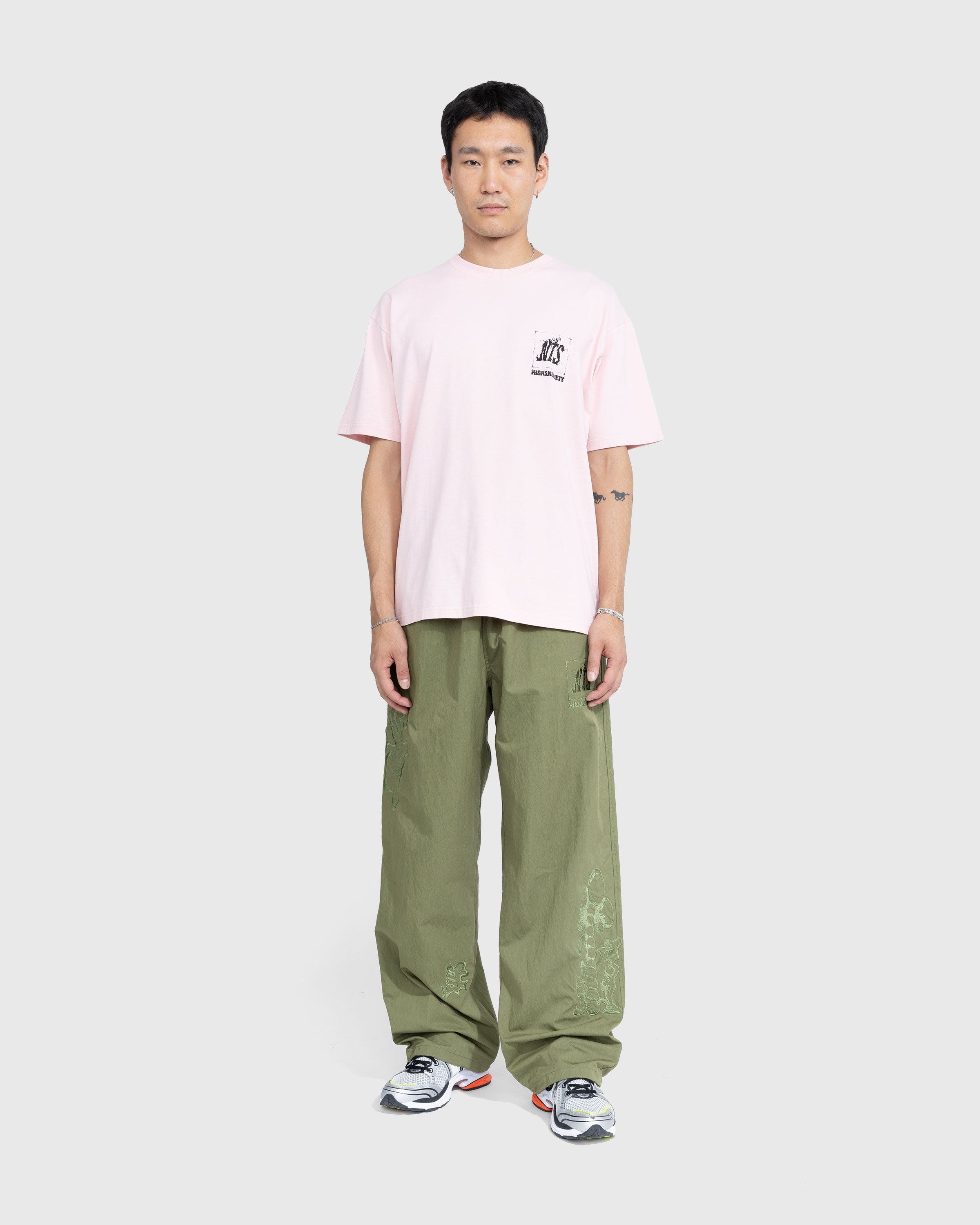 NTS x Highsnobiety – Graphic T-Shirt Pink  - Tops - Pink - Image 5