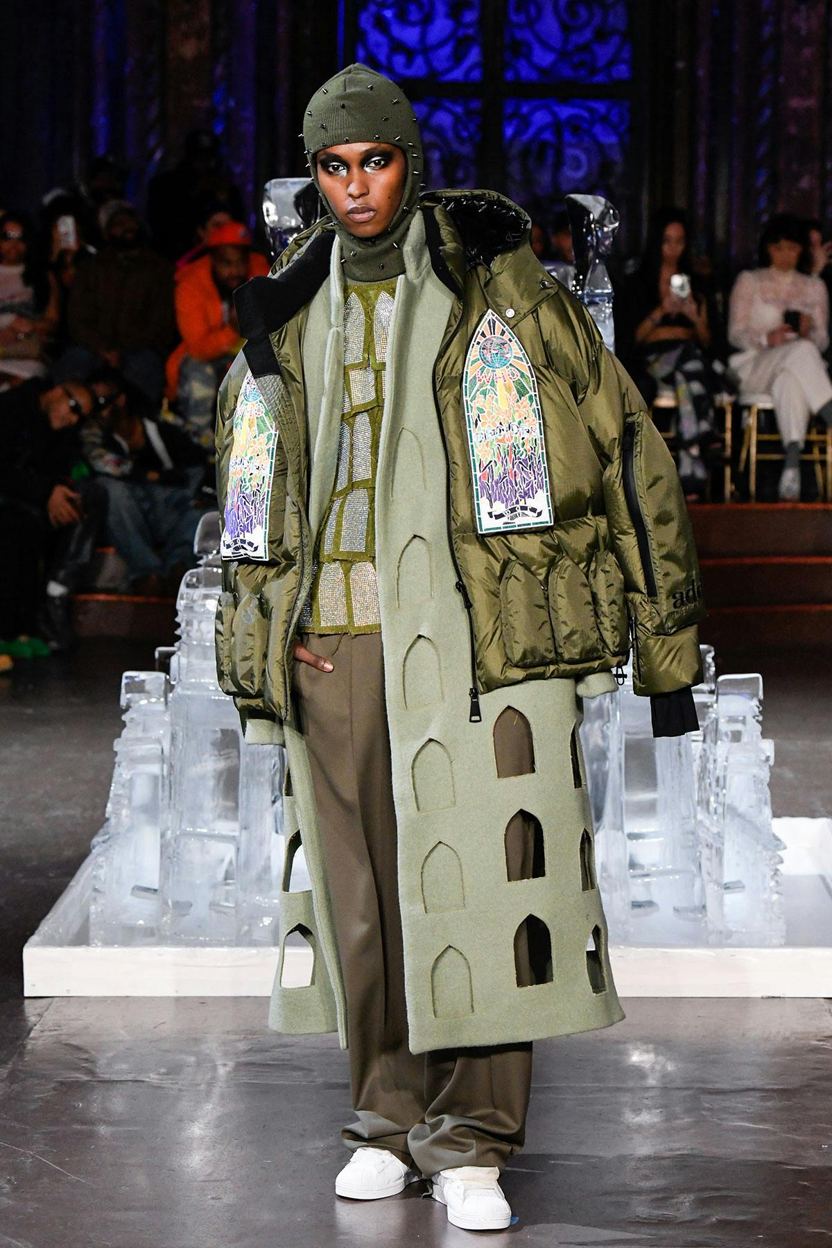 Who-decides-war-fw23-show-2