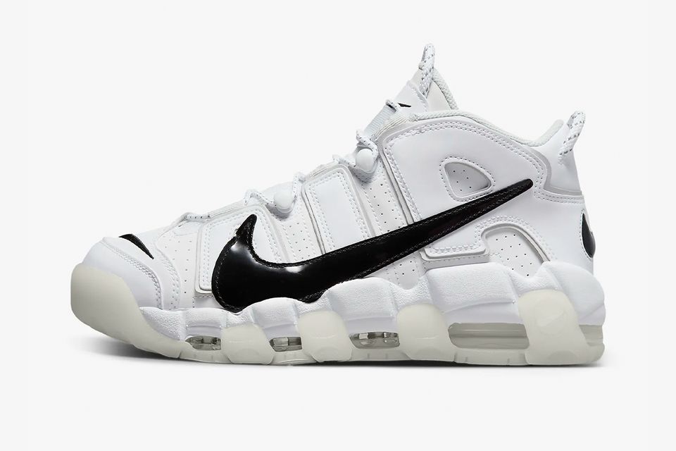 black and white phone posits
