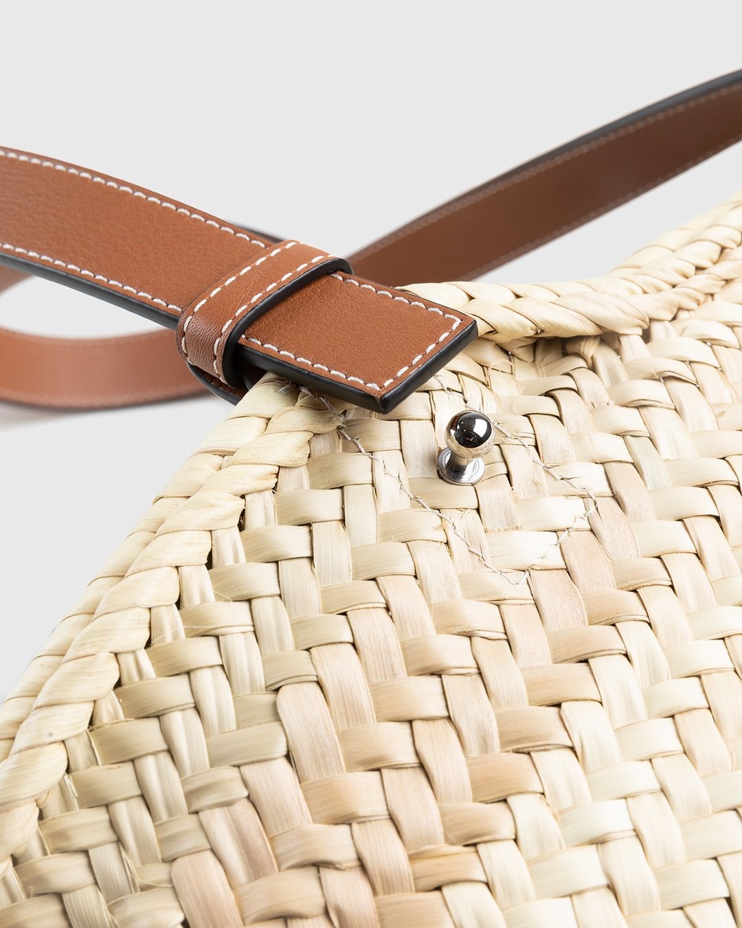 Loewe – Paula's Ibiza Basket Bag Natural/Tan - Shoulder Bags - Beige - Image 3
