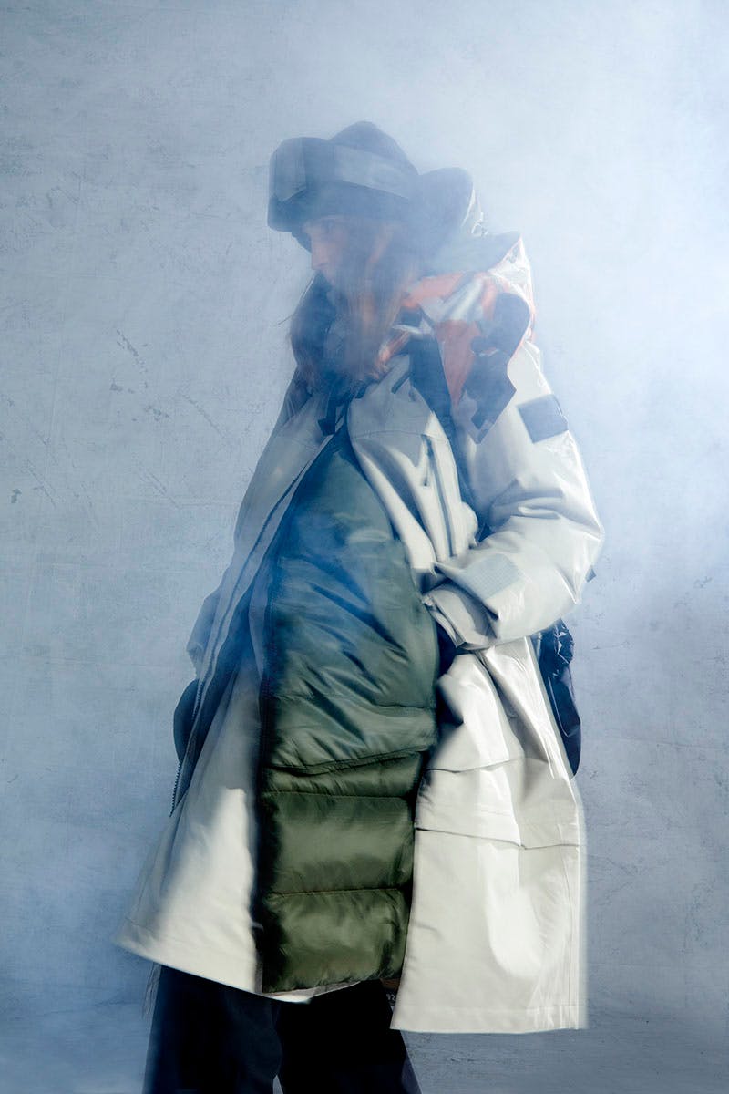 helly-hansen_0003_Shot_2_328