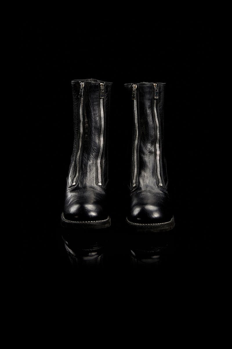 matrix-resurrection-guidi-boot-collab-neo-trinity (2)