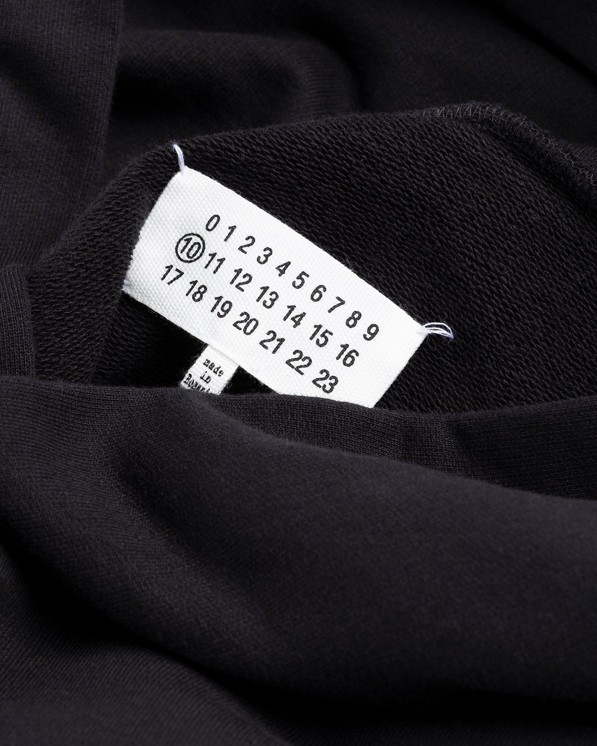 Off white best sale main label hoodie
