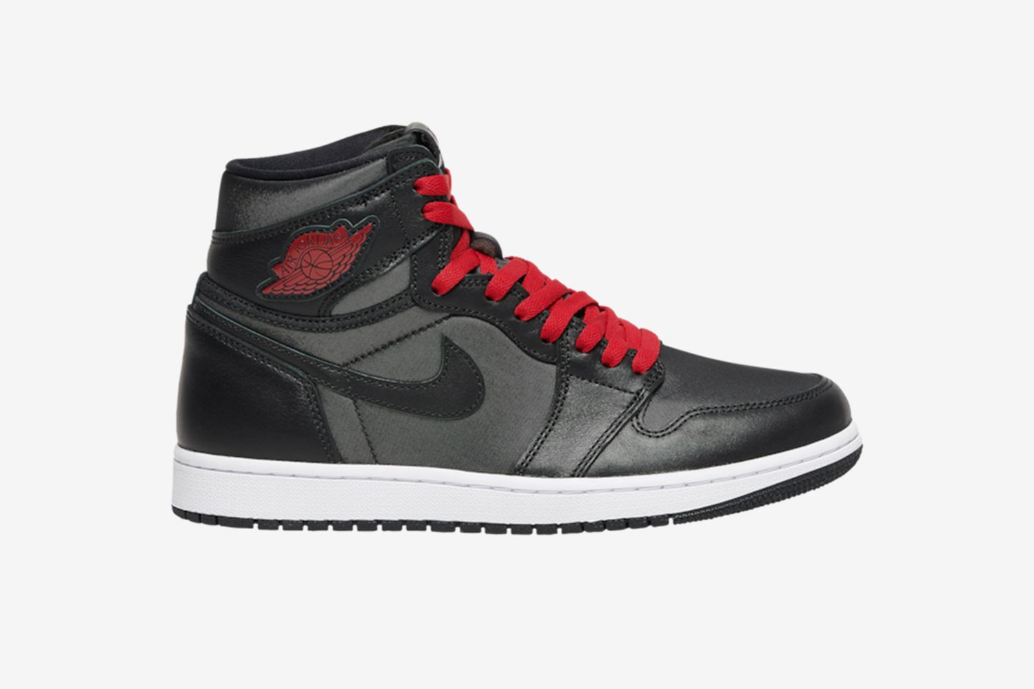 jordan retro 1 high og footlocker