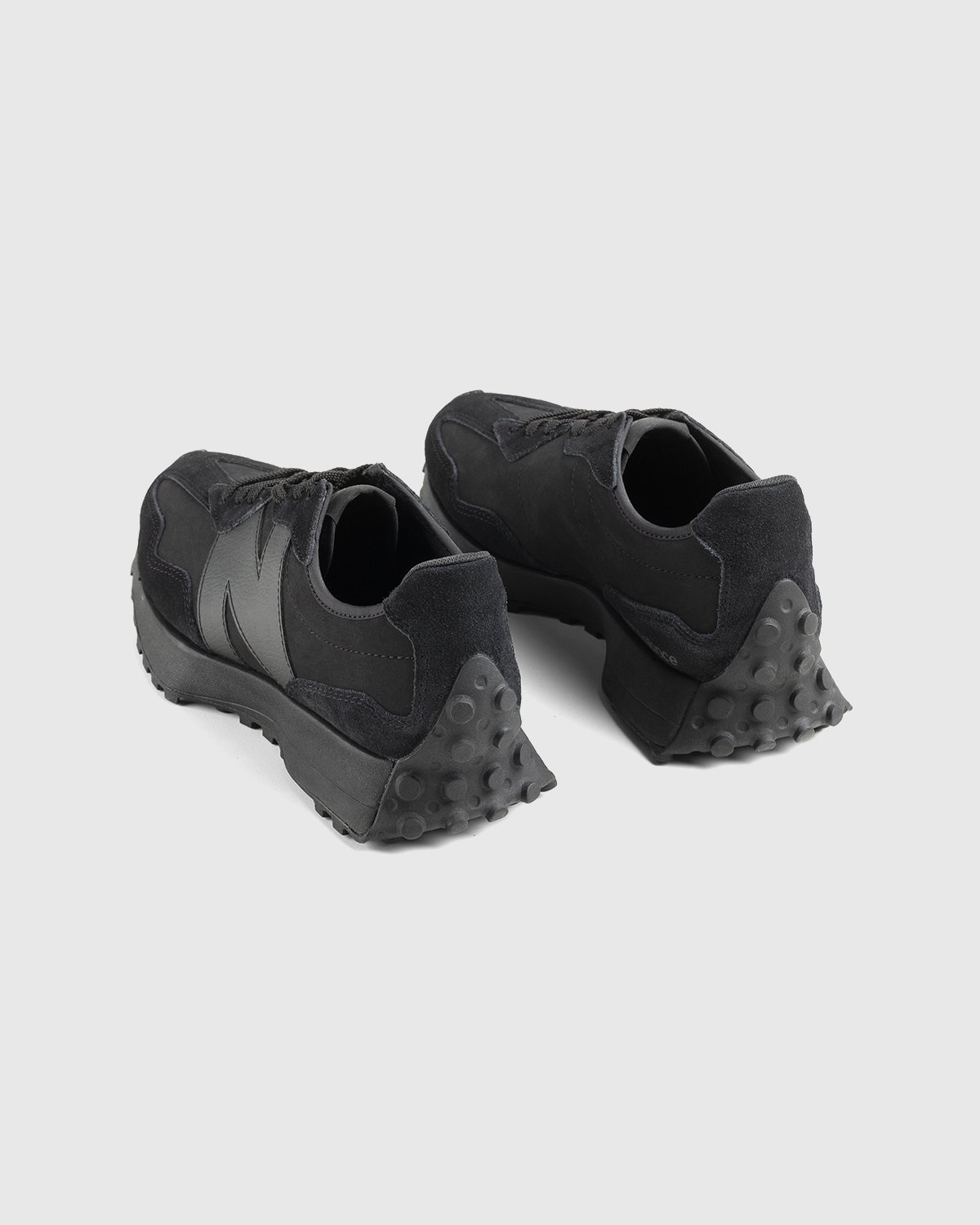New Balance – MS327LX1 Black - Low Top Sneakers - Black - Image 4