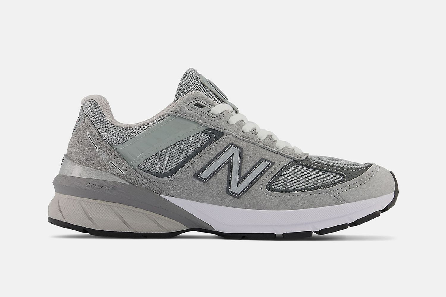 Shop the Best New Balance Sneakers for Fall 2022