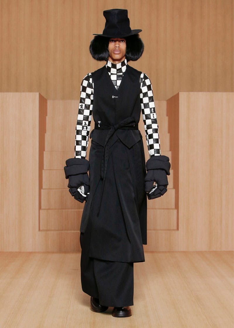 louis-vuitton-ss22-runway-looks-19