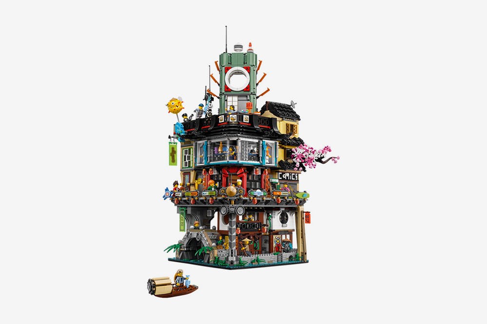 The 10 Biggest LEGO Sets of All Time