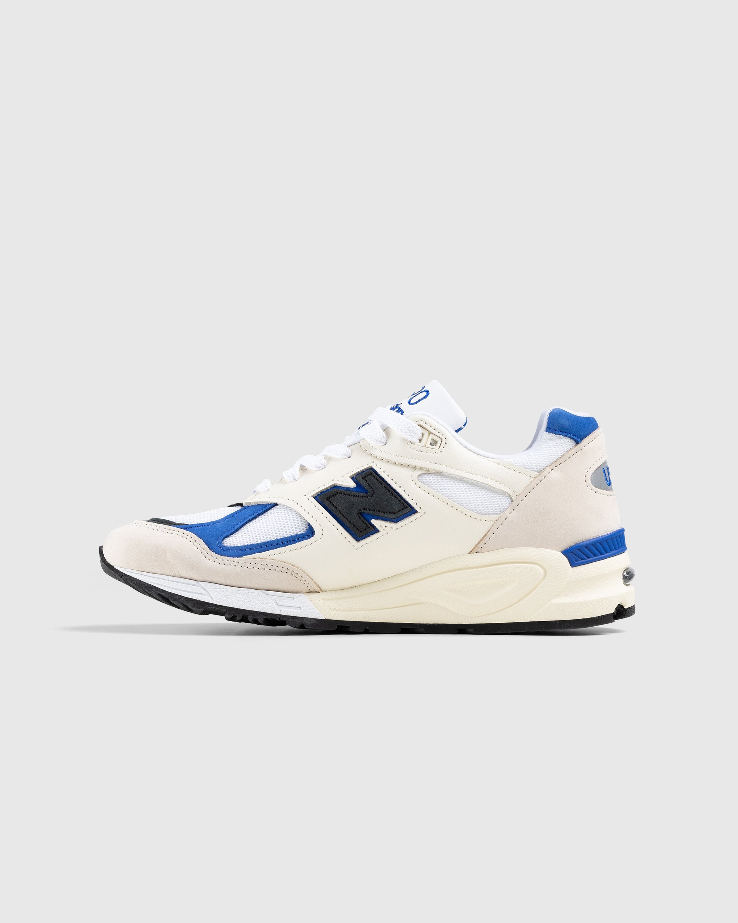 New Balance – M990WB2 White - Low Top Sneakers - White - Image 2