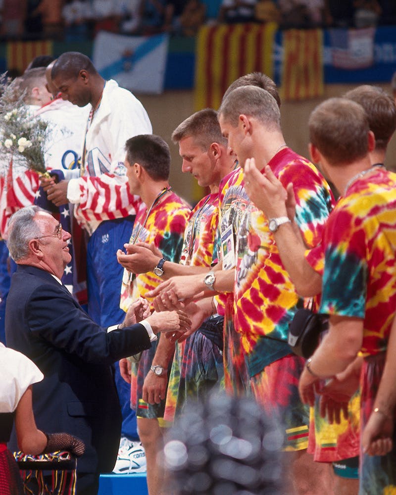 most-iconic-olympics-fashion-moments-09