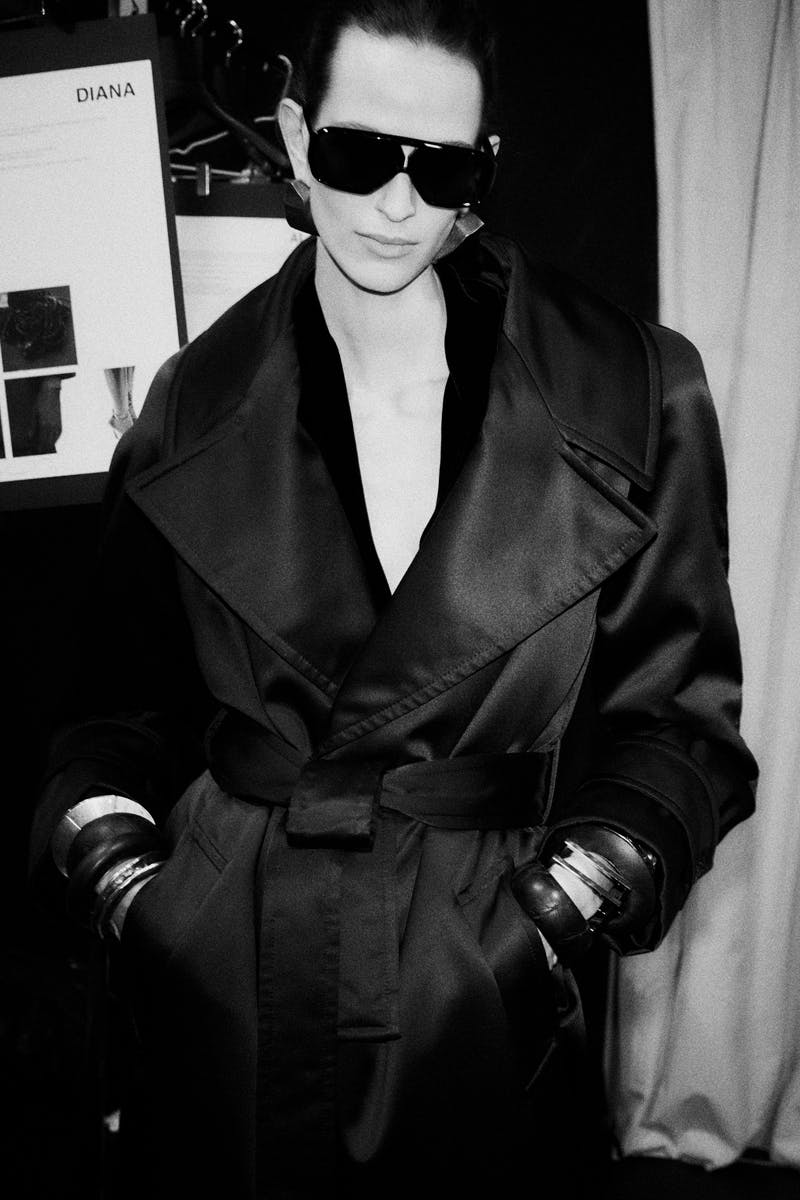 saint-laurent-faux-fur-fw22-runway-show- (41)