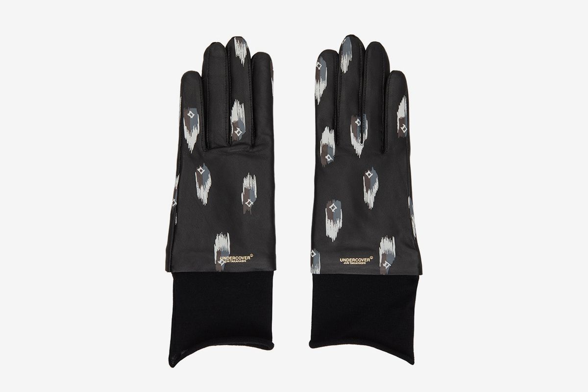 11 of the Best Gloves to Wear in 2021 and Beyond