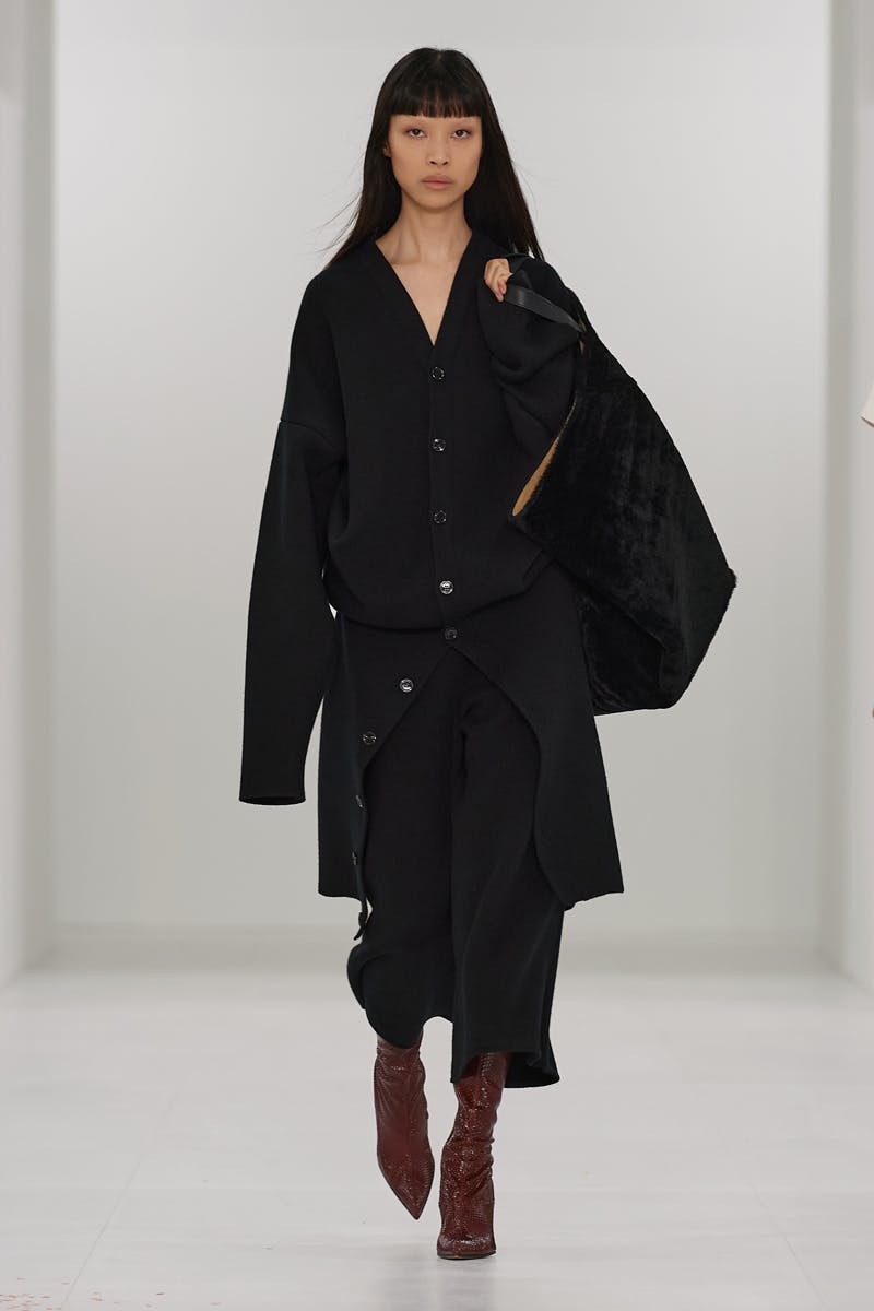 loewe-fall-winter-2023-womens-20