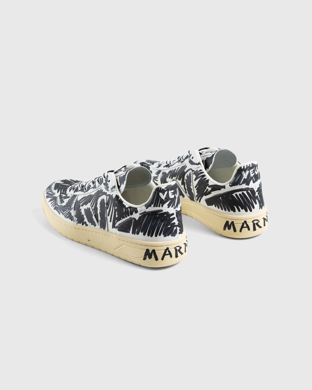 Veja animal print shop