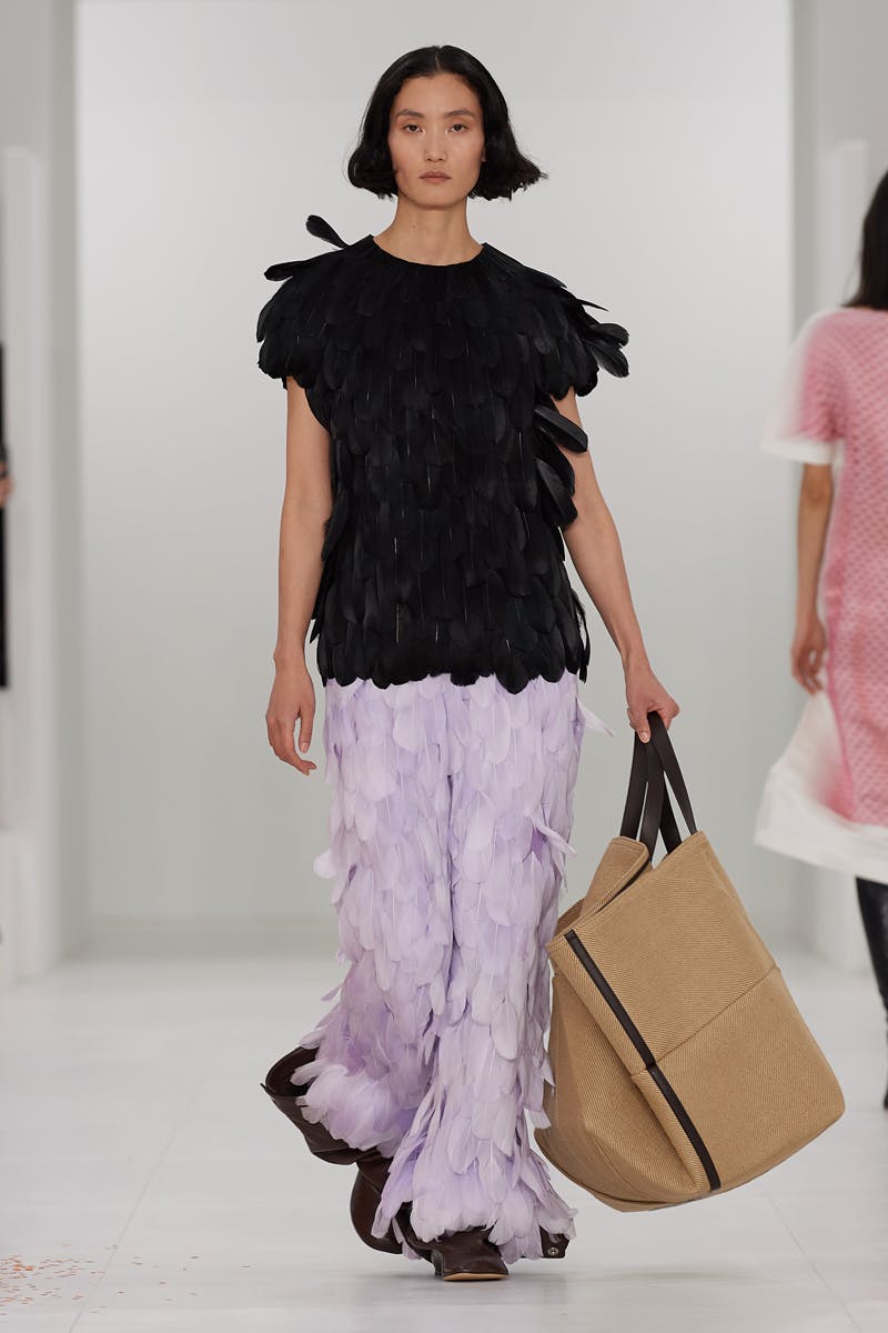 loewe-fall-winter-2023-womens-22