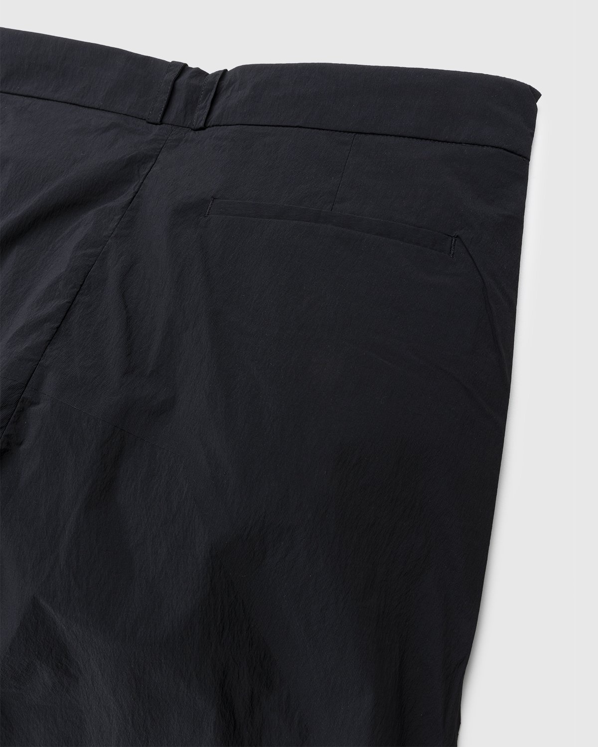 A-Cold-Wall* – Stealth Nylon Pants Black - Trousers - Black - Image 3