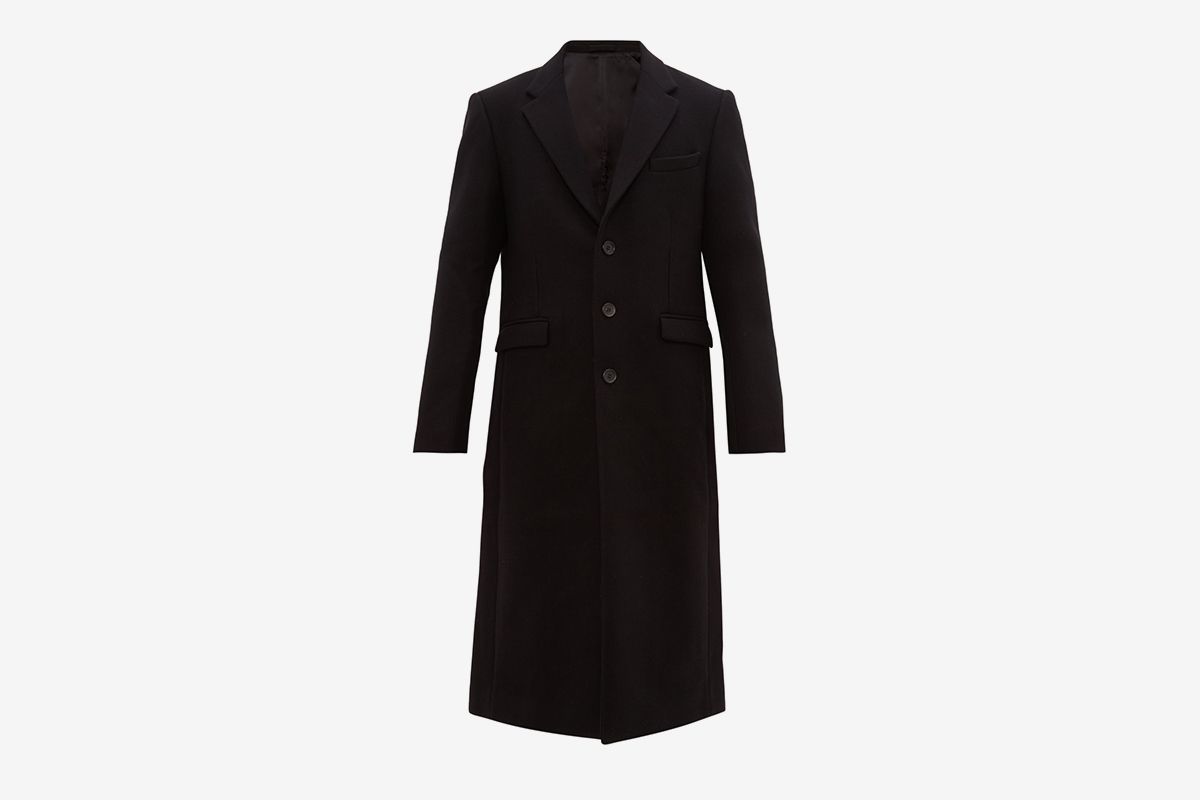Leon the professional coat on sale