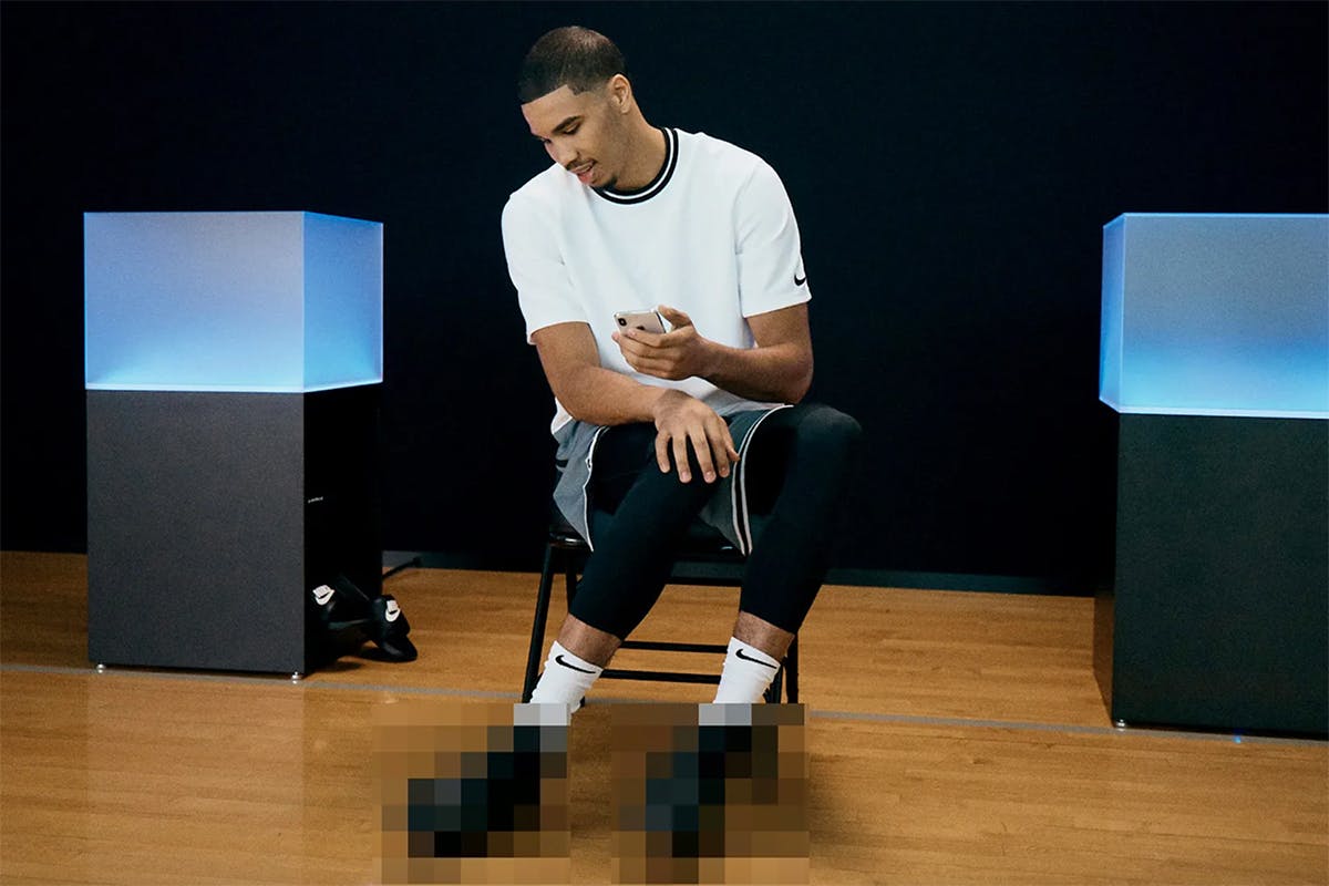 nike adapt basketball sneaker