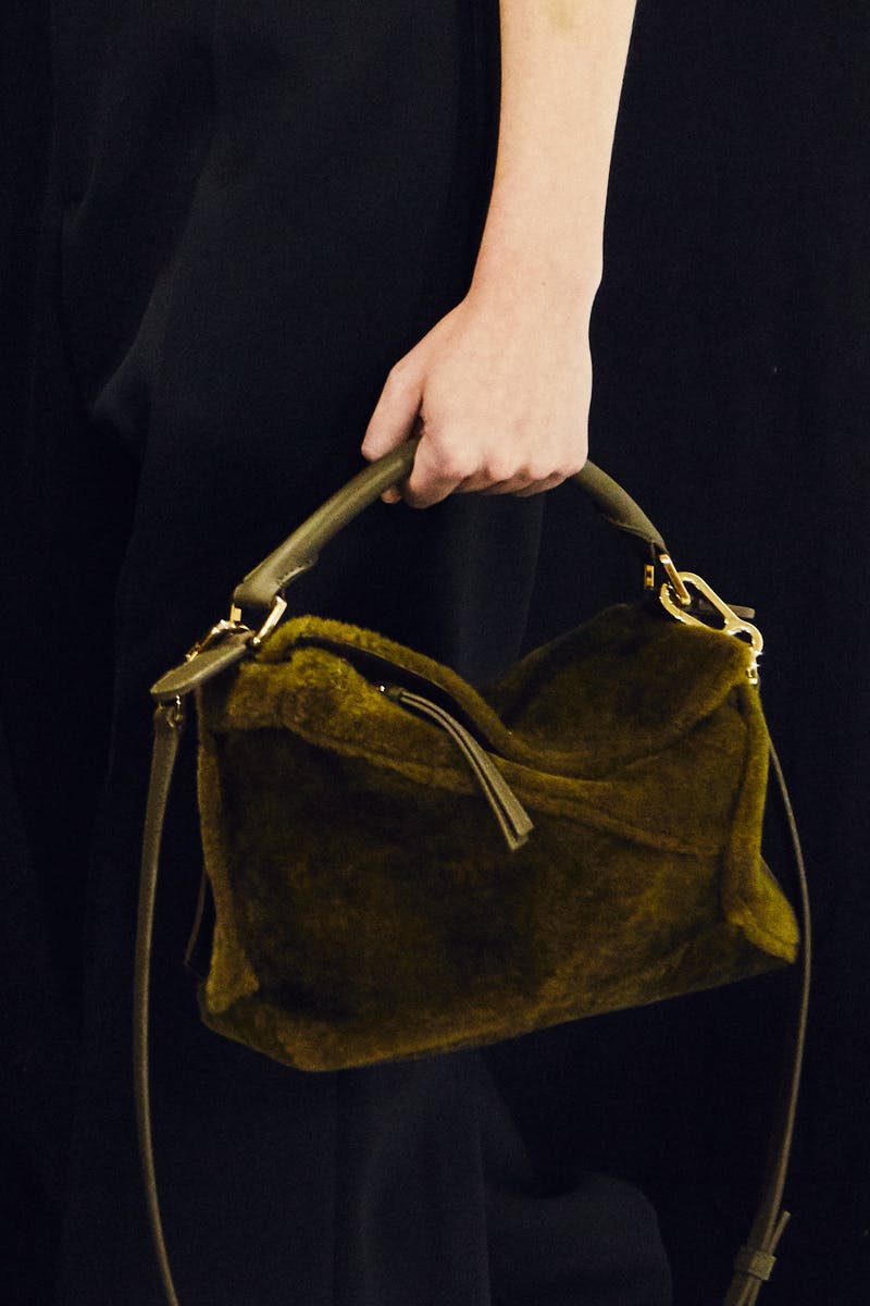 loewe-fall-winter-2023-womens-1