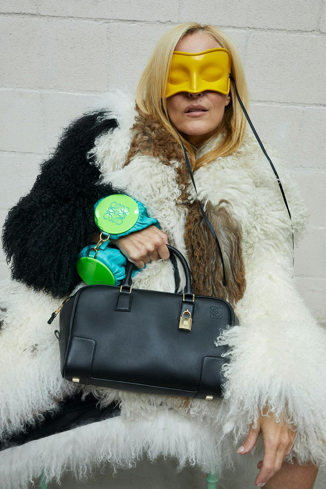 long-live-loewe-amazona-bag-011