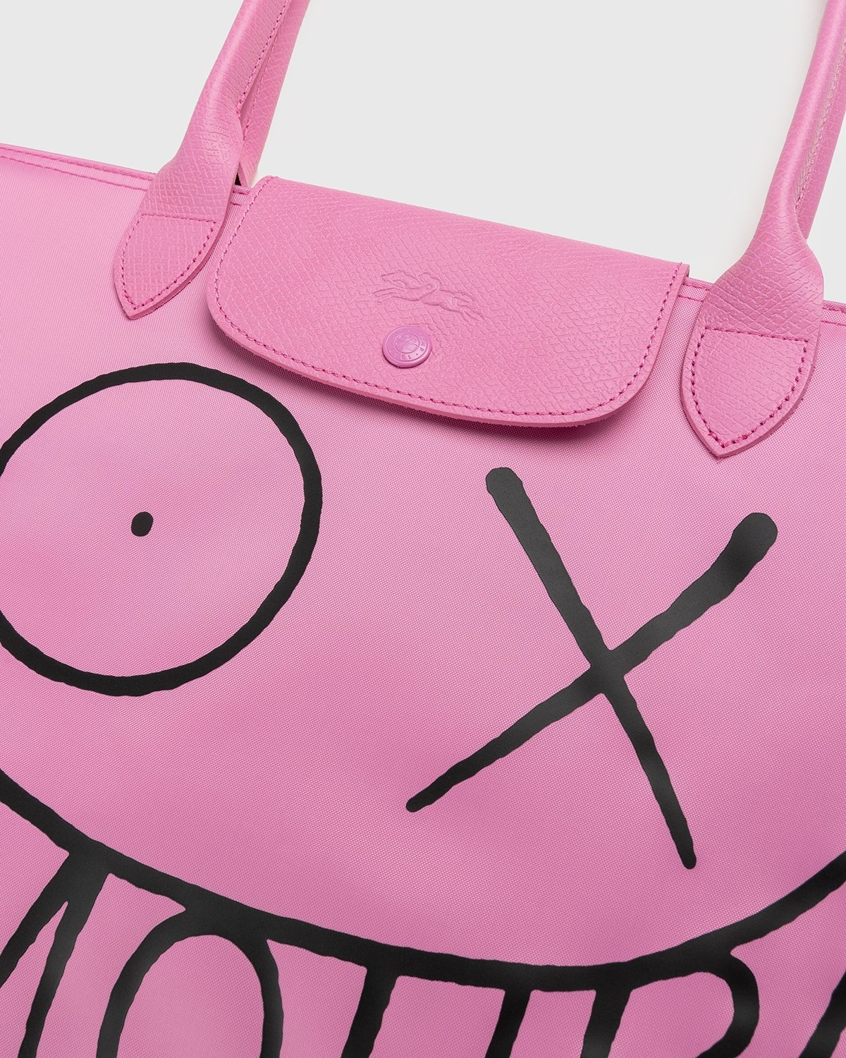 Longchamp x André Saraiva – Le Pliage André Shoulder Bag Pink