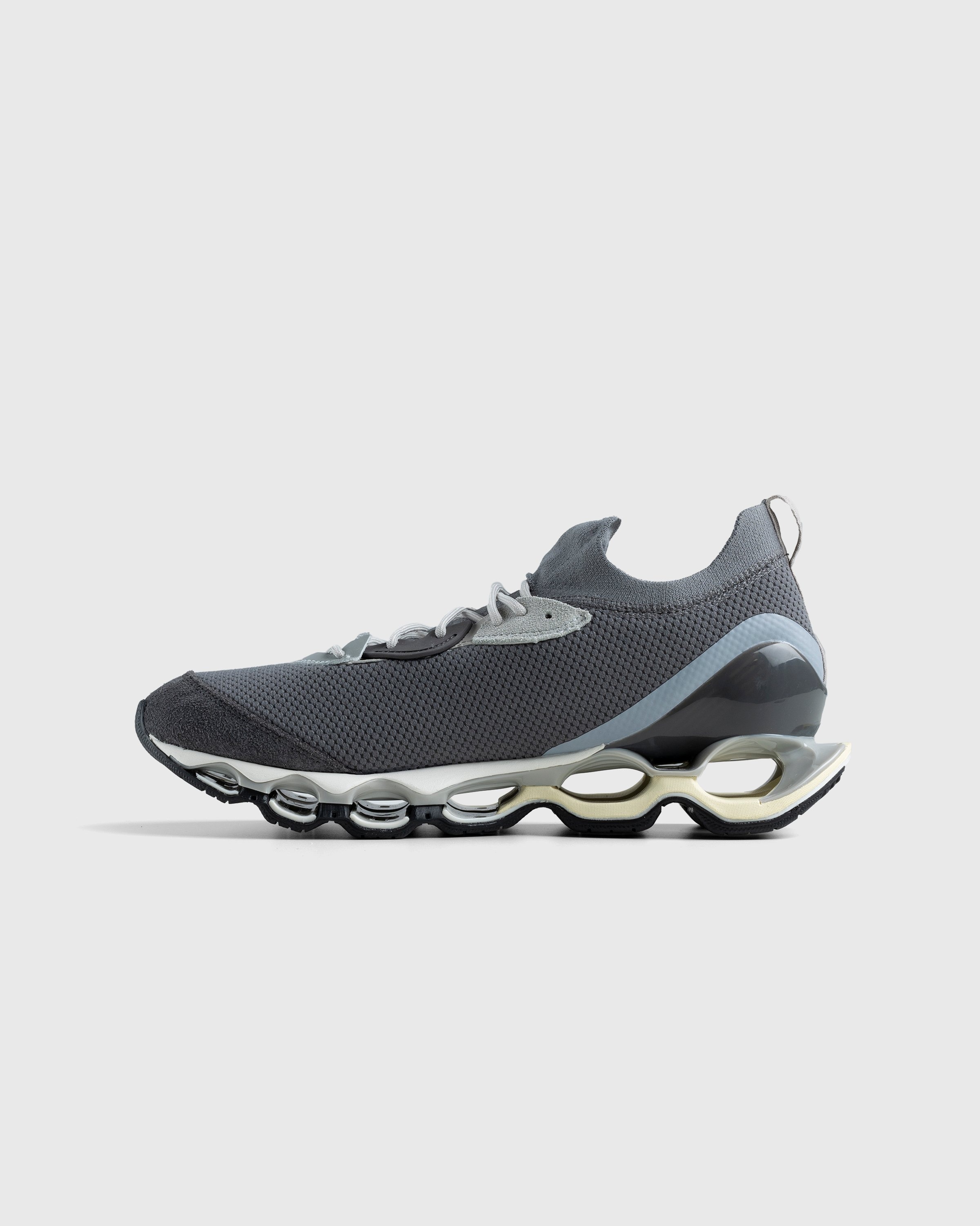 Mizuno wave sale prophecy uk