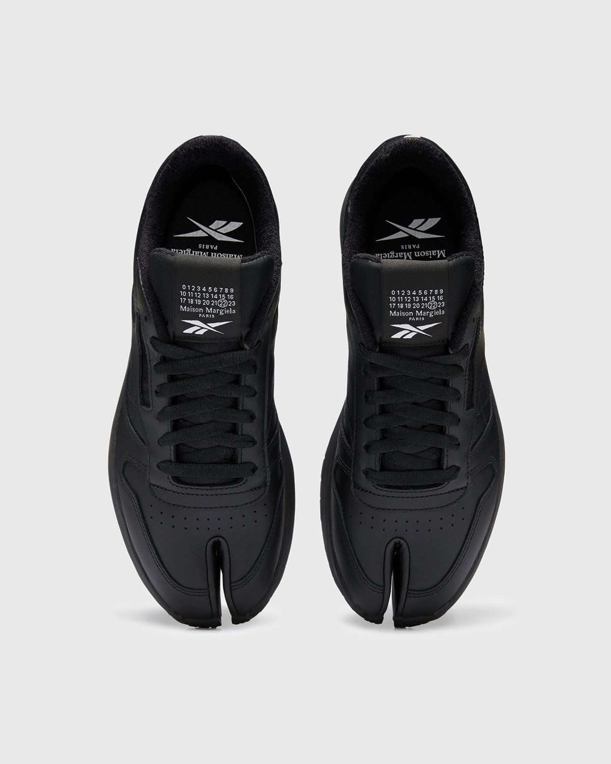 Maison Margiela x Reebok – Classic Leather Tabi Black - Sneakers - Black - Image 7