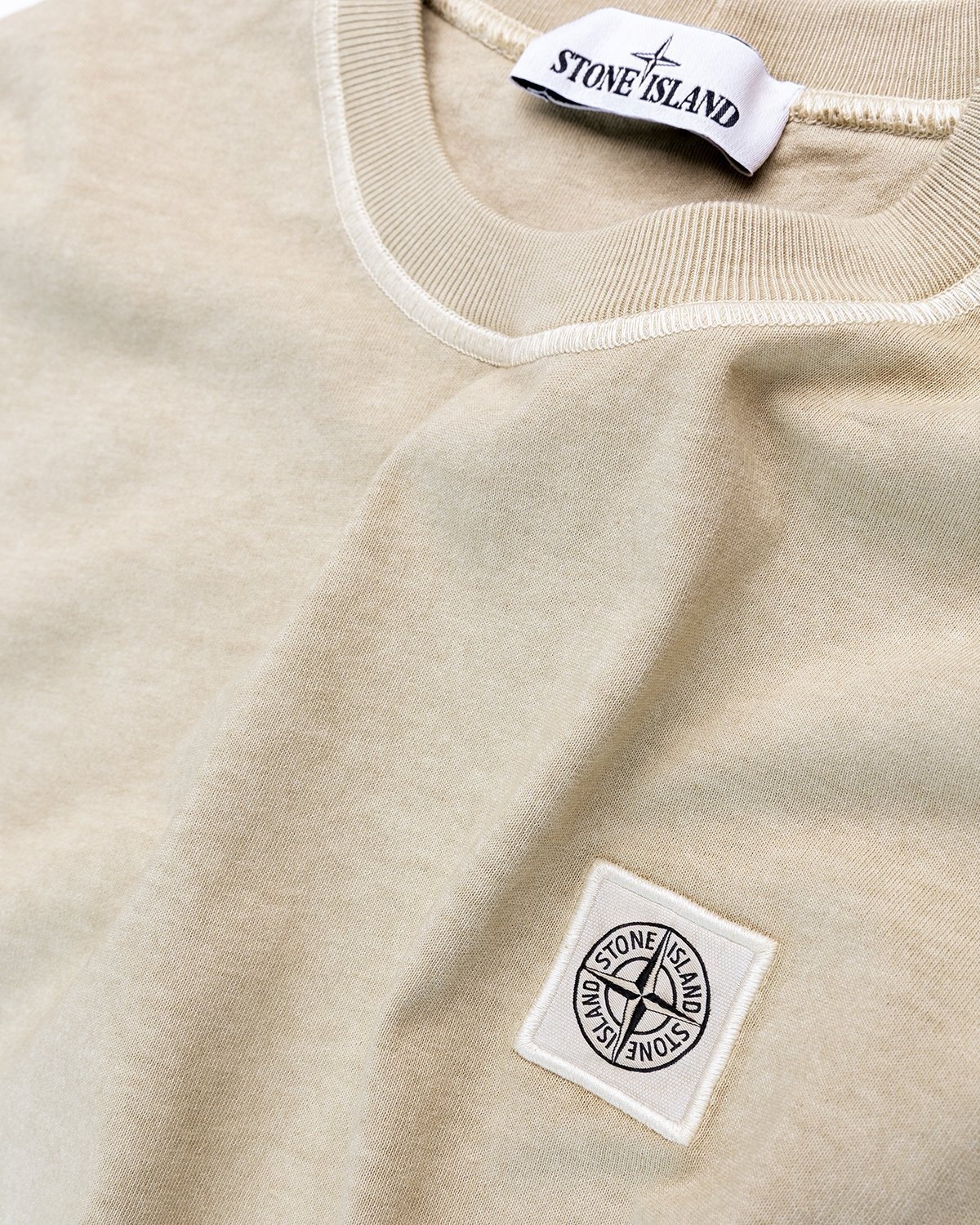Beige stone island t cheap shirt