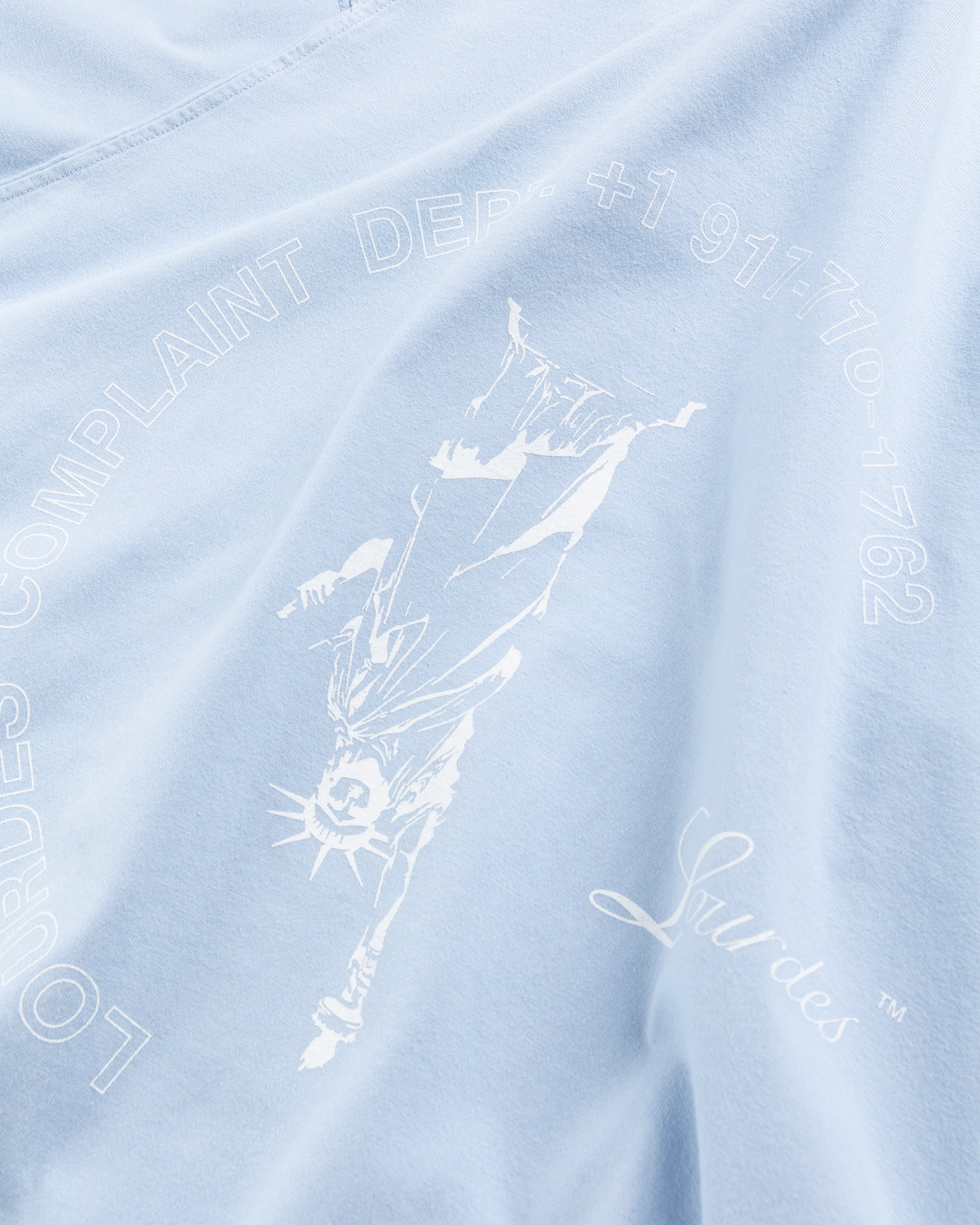 Lourdes New York – Complaint Dept. Tee Tinto Capo Light Blue Cerchio - T-Shirts - Blue - Image 4