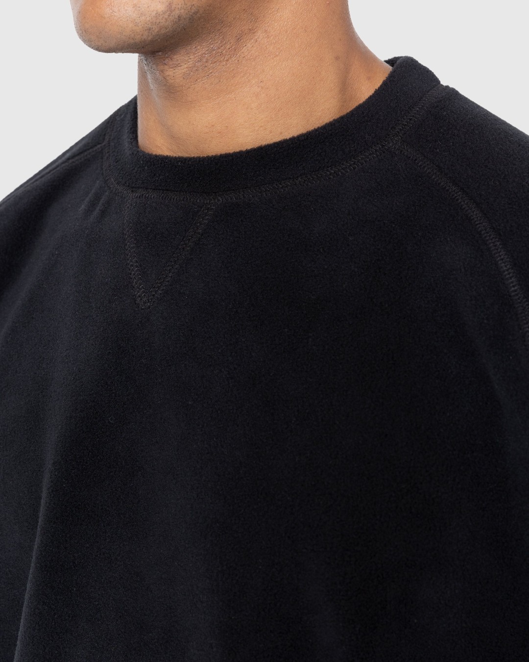 Highsnobiety – Polar Fleece Raglan Sweater Black - Sweatshirts - Black - Image 7