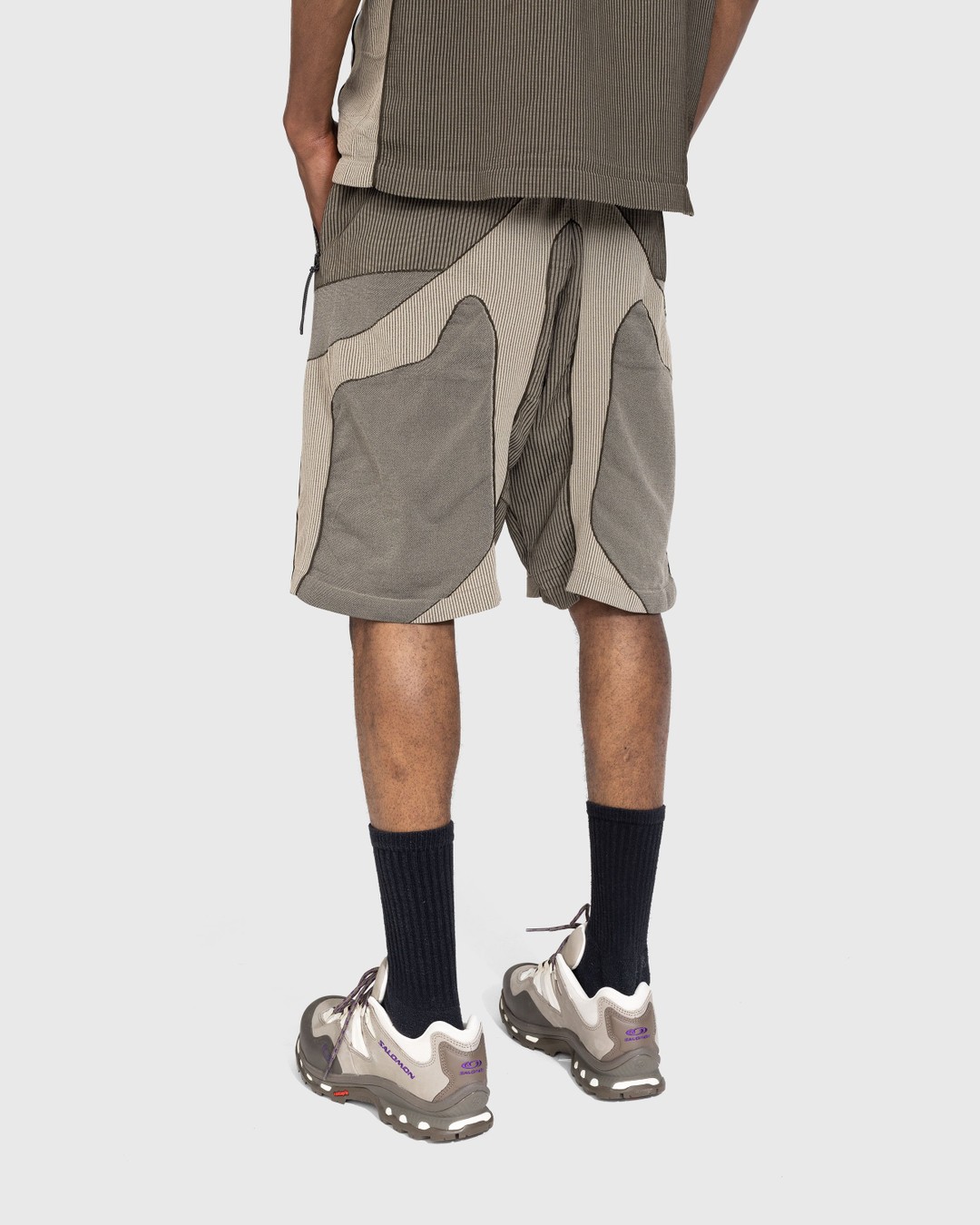 _J.L-A.L_ – Gelder Knitted Short Brown/Sand - Shorts - Green - Image 3