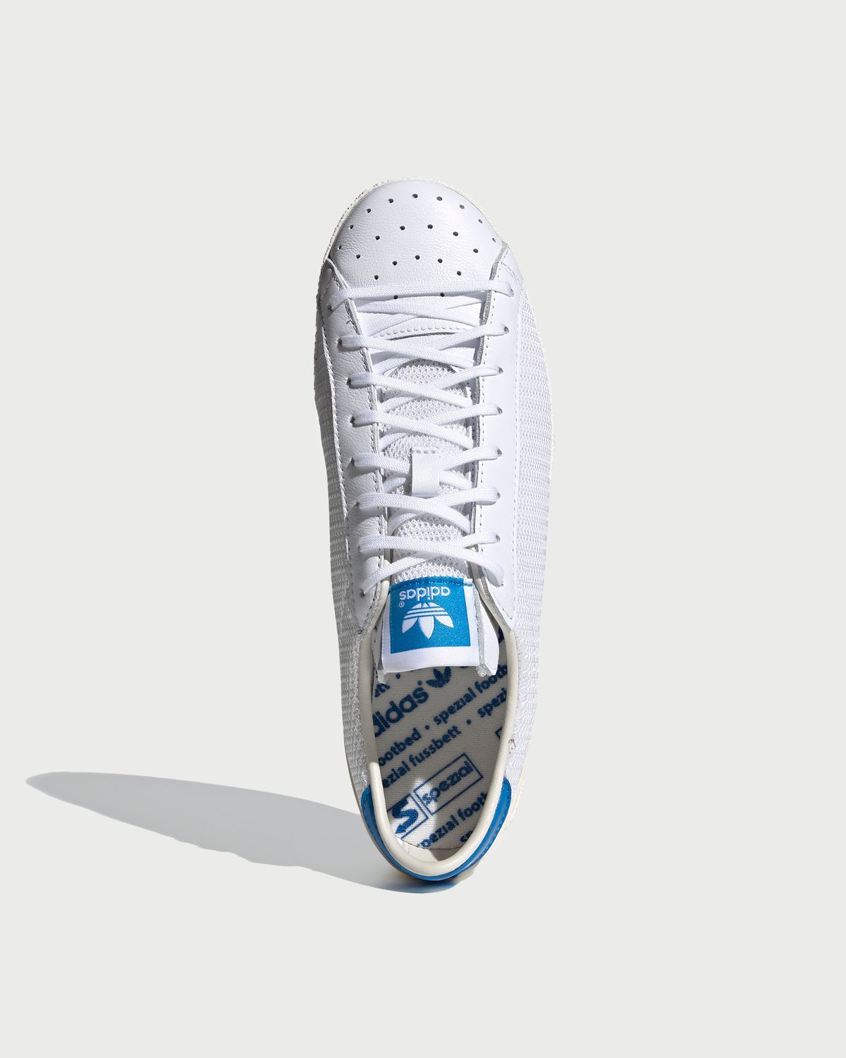 Adidas – Aderley Spezial Off White - Low Top Sneakers - White - Image 3