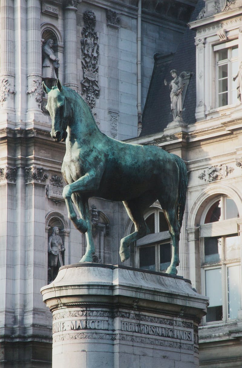 Horse (Paris, Hôtel de Ville), 2011
