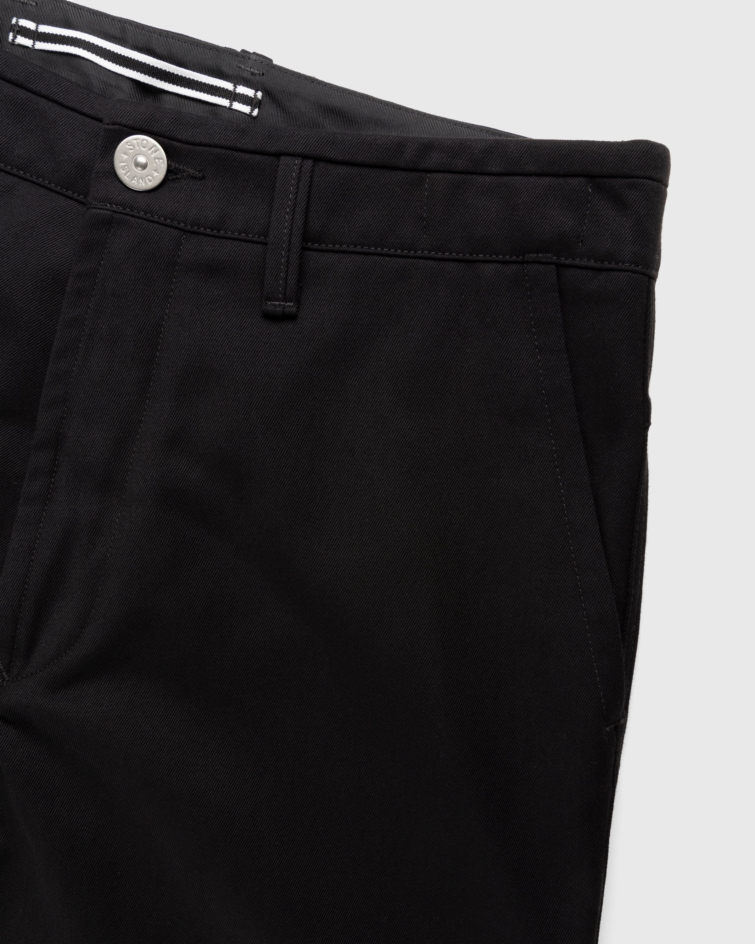 Stone Island – 31928 Gabardine Chino Pants Black - Pants - Black - Image 4