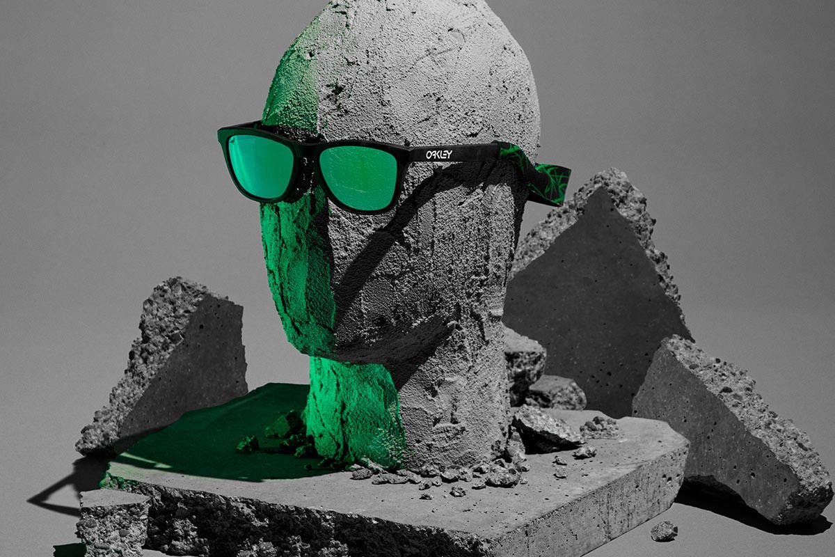 oakley_0001_OAKLEY+x+STAPLE+FROGSKINS+XXV+PANDA+WITH+PRIZM+JADE+(1)
