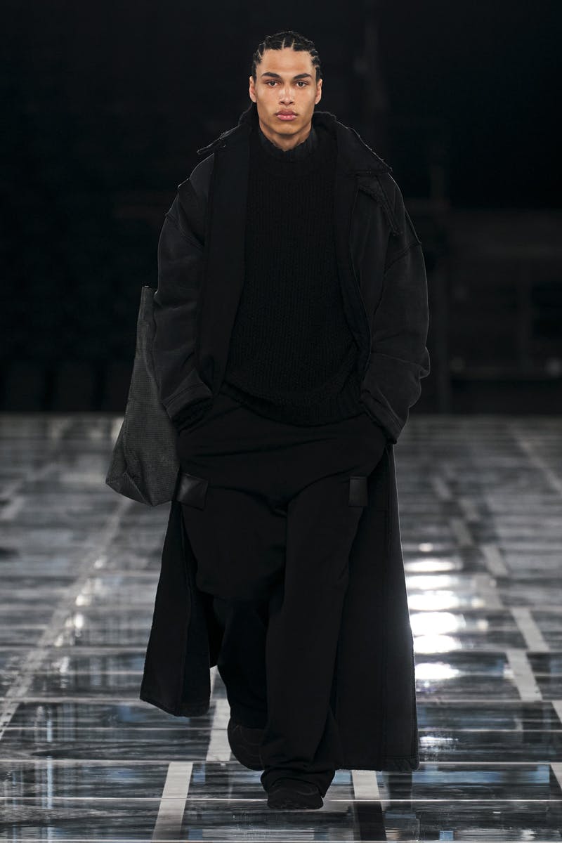 givenchy-fall-winter-2022-collection-details (44)
