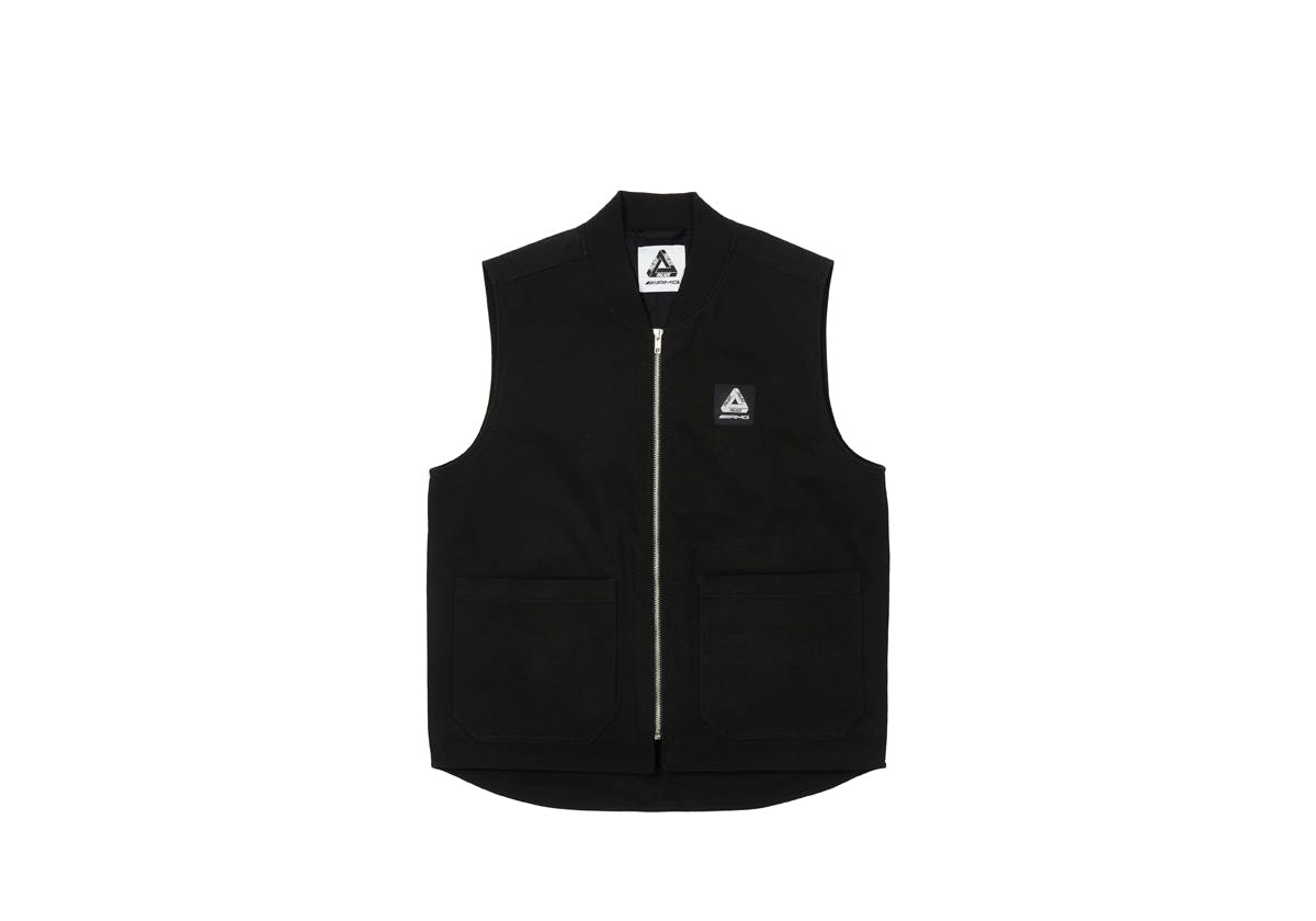 palace-skateboards-mercedes-amg-ss22-collab-cars (17)