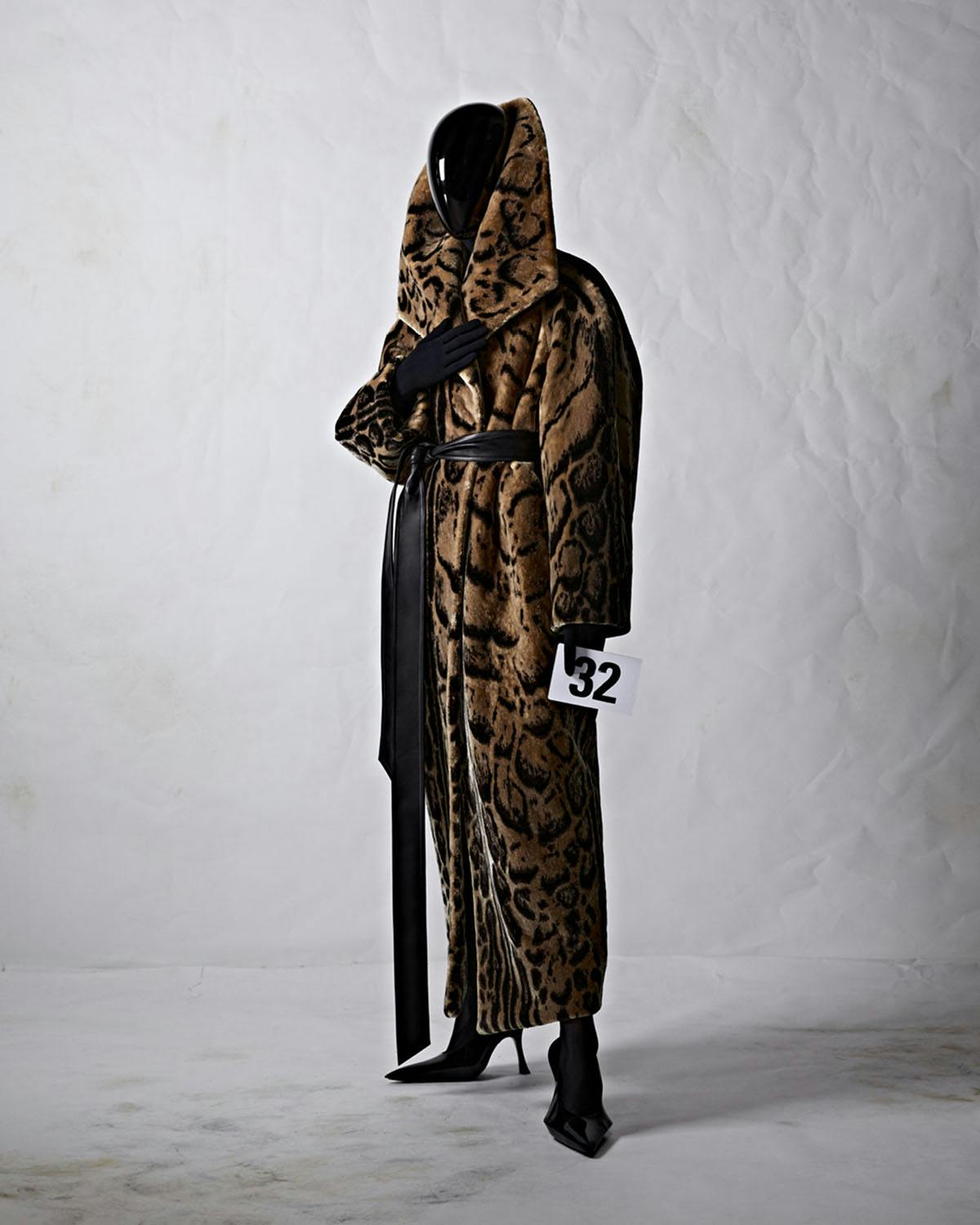 balenciaga-couture-2022-kim-kardashian-32