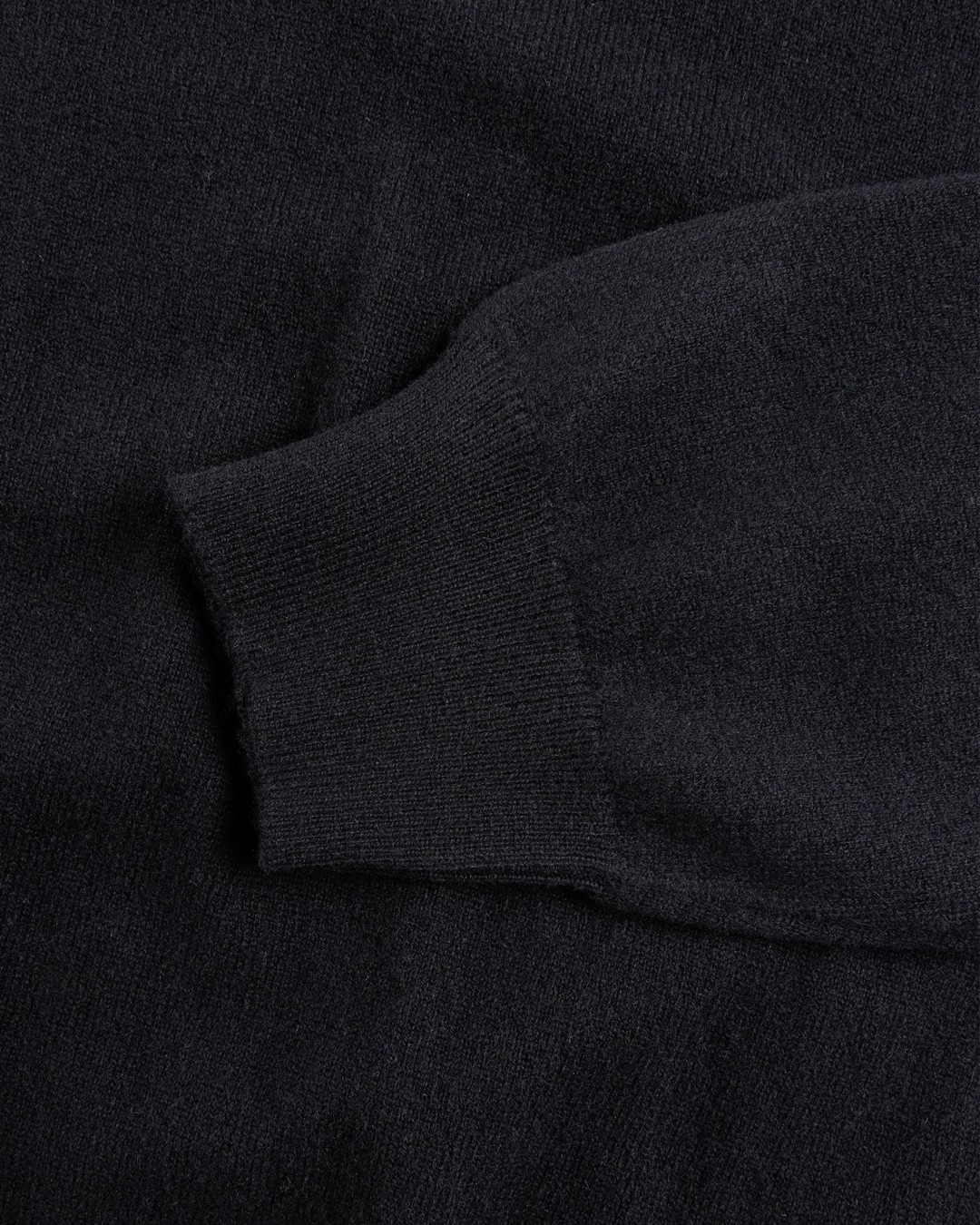 Highsnobiety HS05 – Cashmere Crew Sweater Black - Knitwear - Black - Image 7