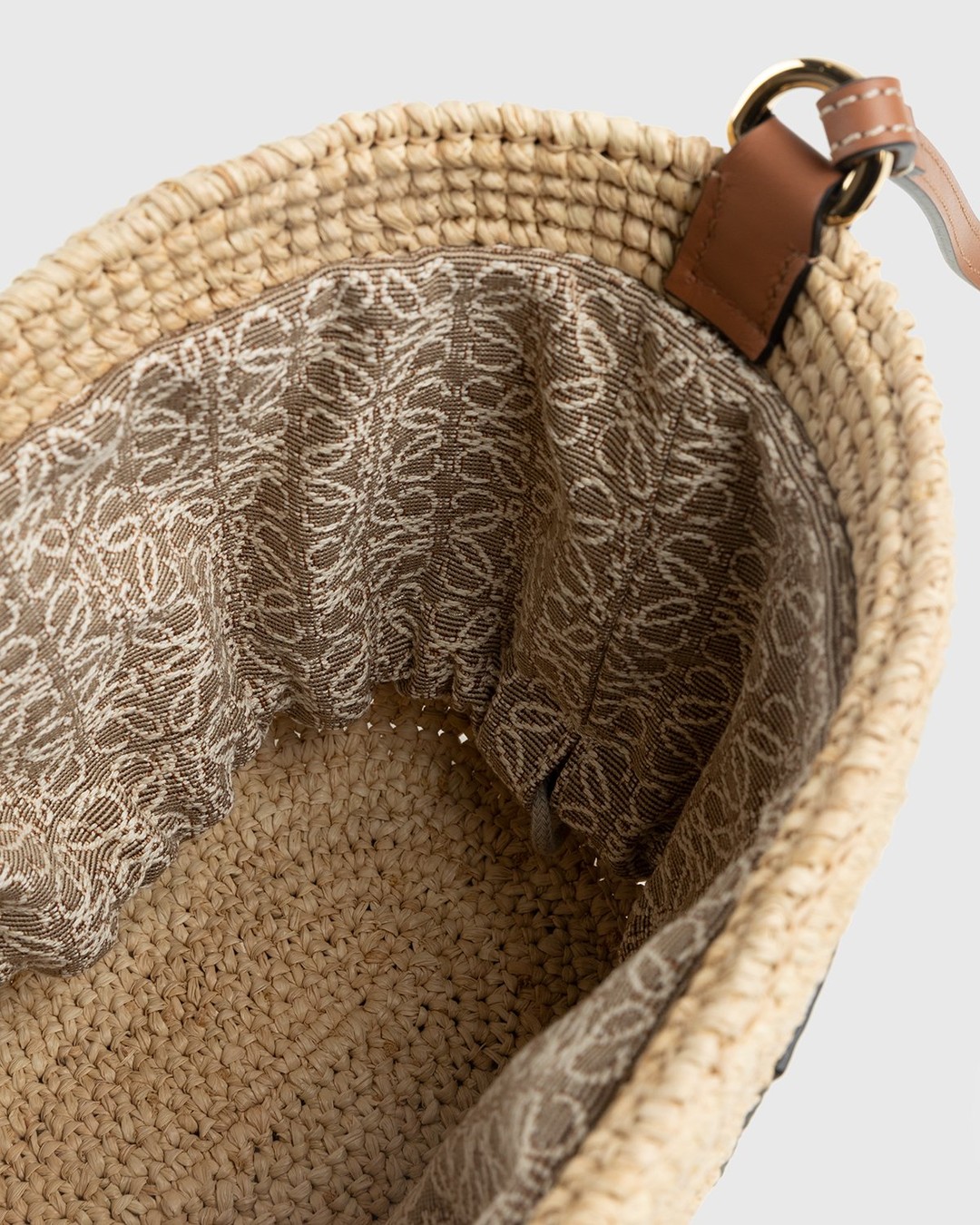 Paulas Ibiza Anagram Woven Basket Bag in Beige - Loewe