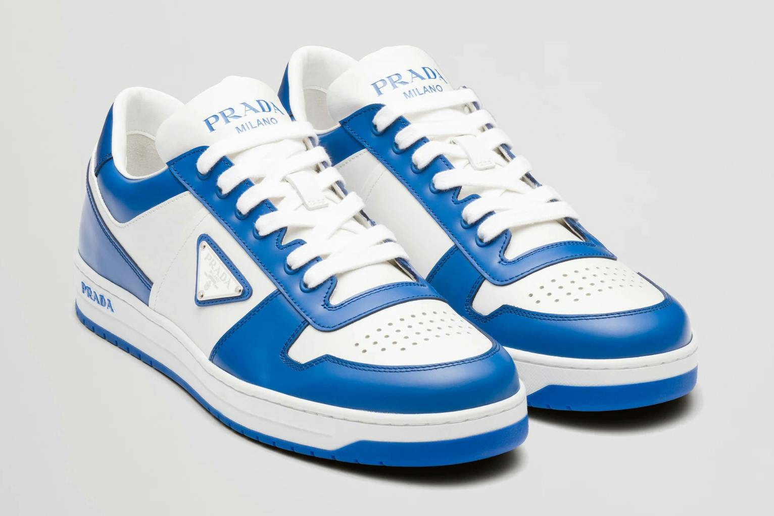 Actualizar 66+ imagen prada sneakers price