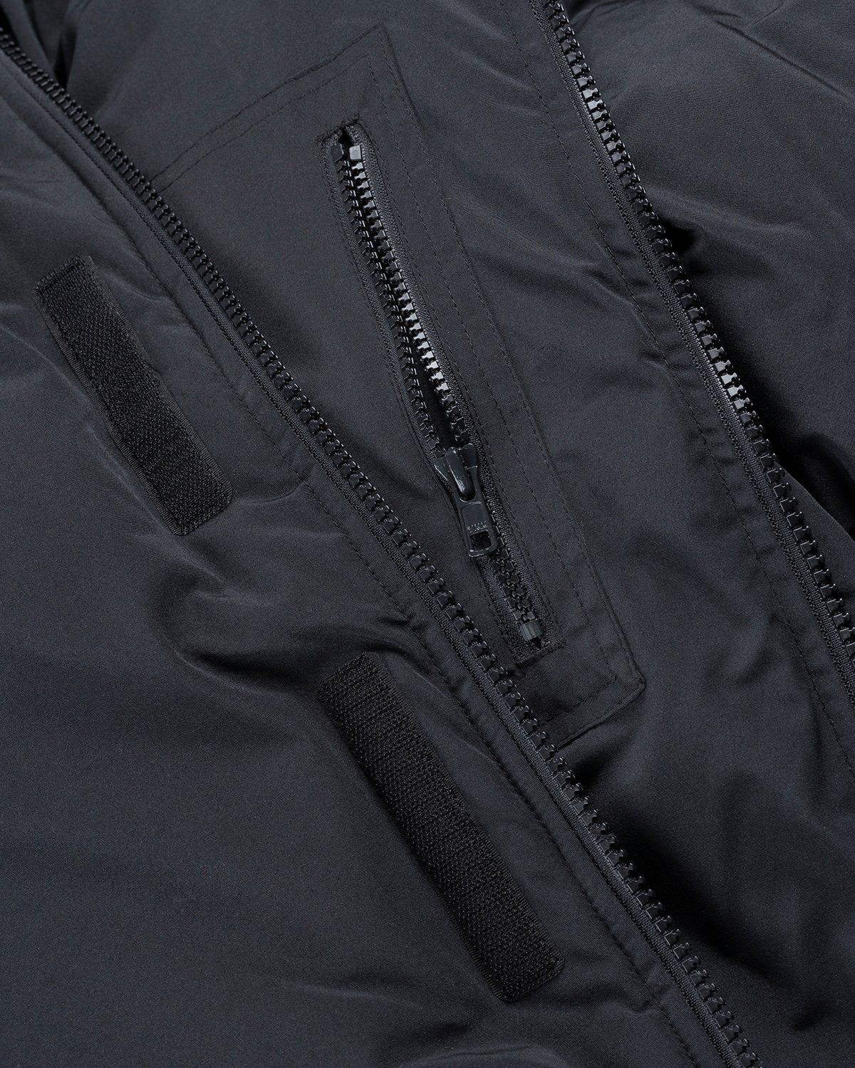 Entire Studios – SOA Puffer Jacket Soot - Outerwear - Black - Image 5