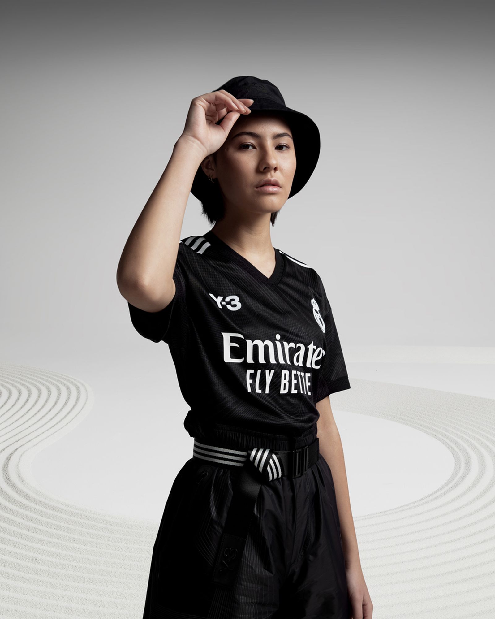 y3-real-madrid-collab-collection-jersey (18)