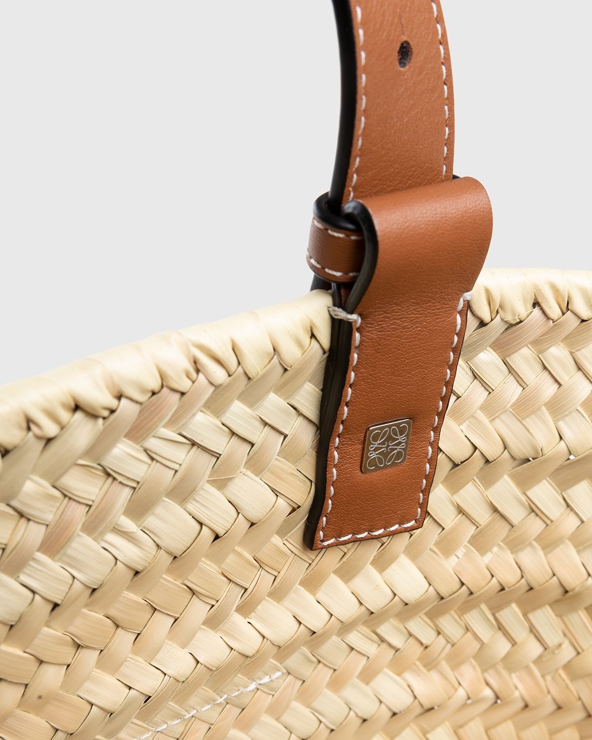 Loewe – Paula's Ibiza Basket Bag Natural/Tan - Shoulder Bags - Beige - Image 4